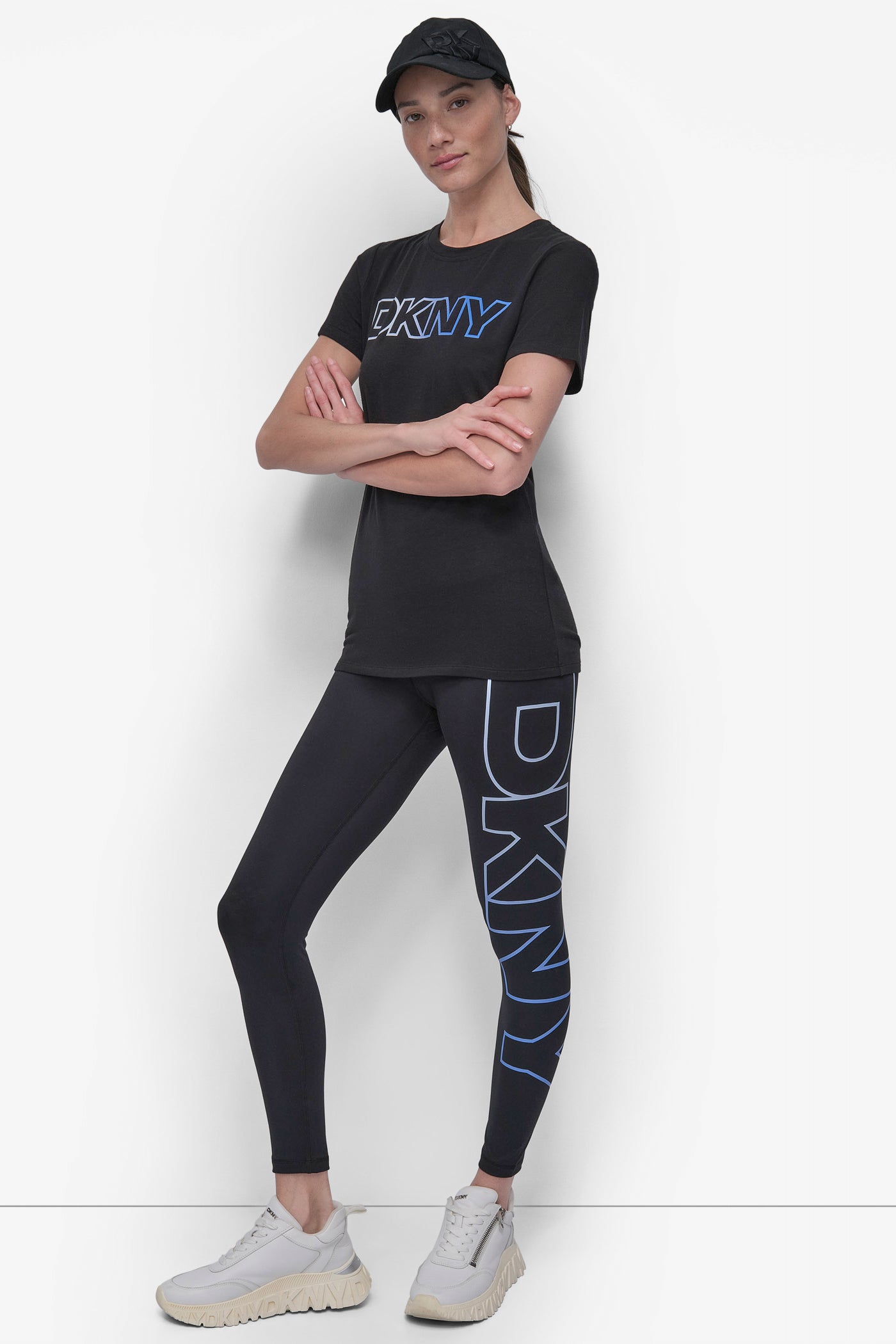 OMBRÉ LOGO PERFORMANCE TEE VIEW 5 | Clothing