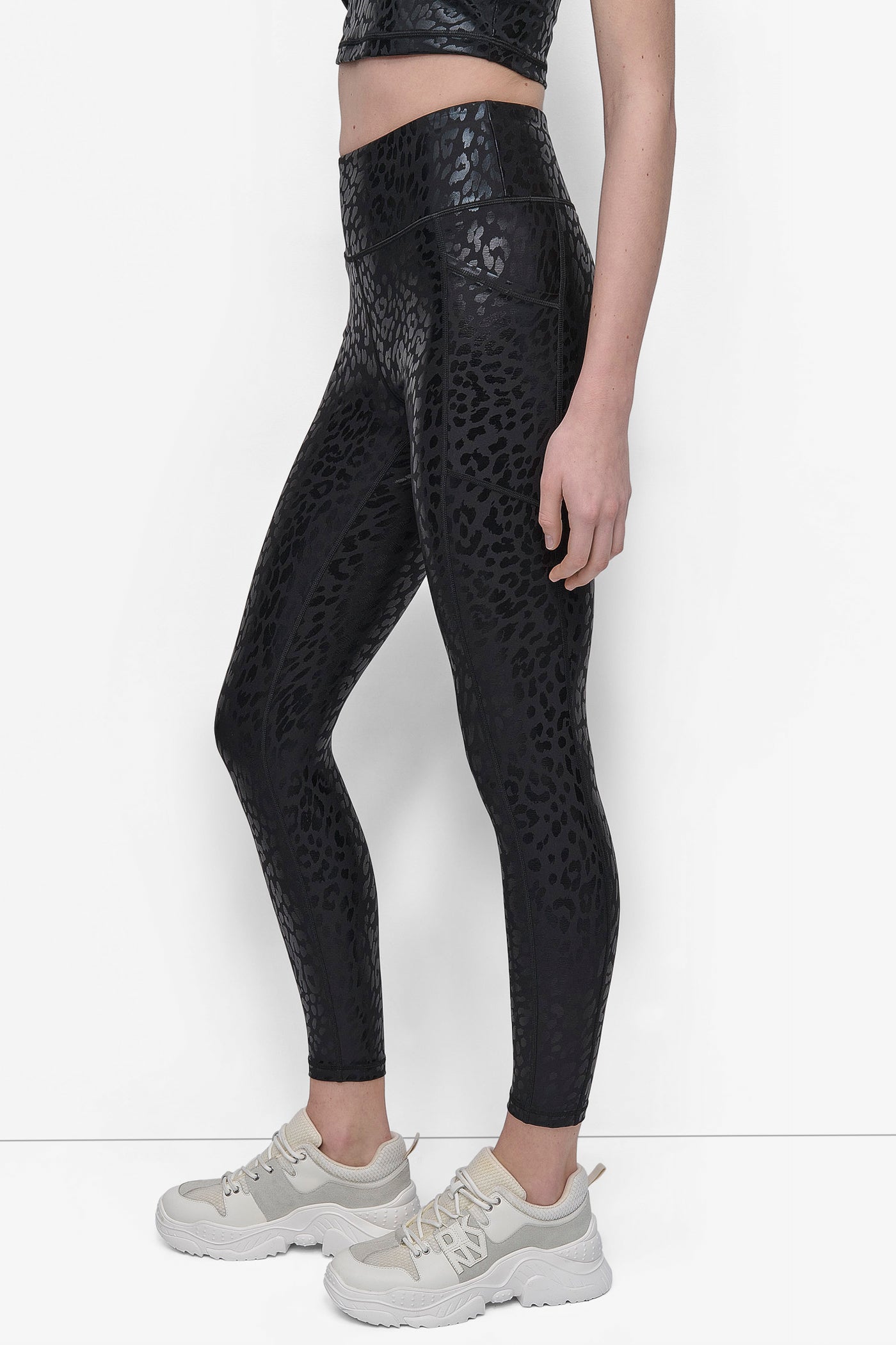 HIGH WAIST 7/8 PRINTED FITNESS TIGHT WITH POCKETS VIEW 3