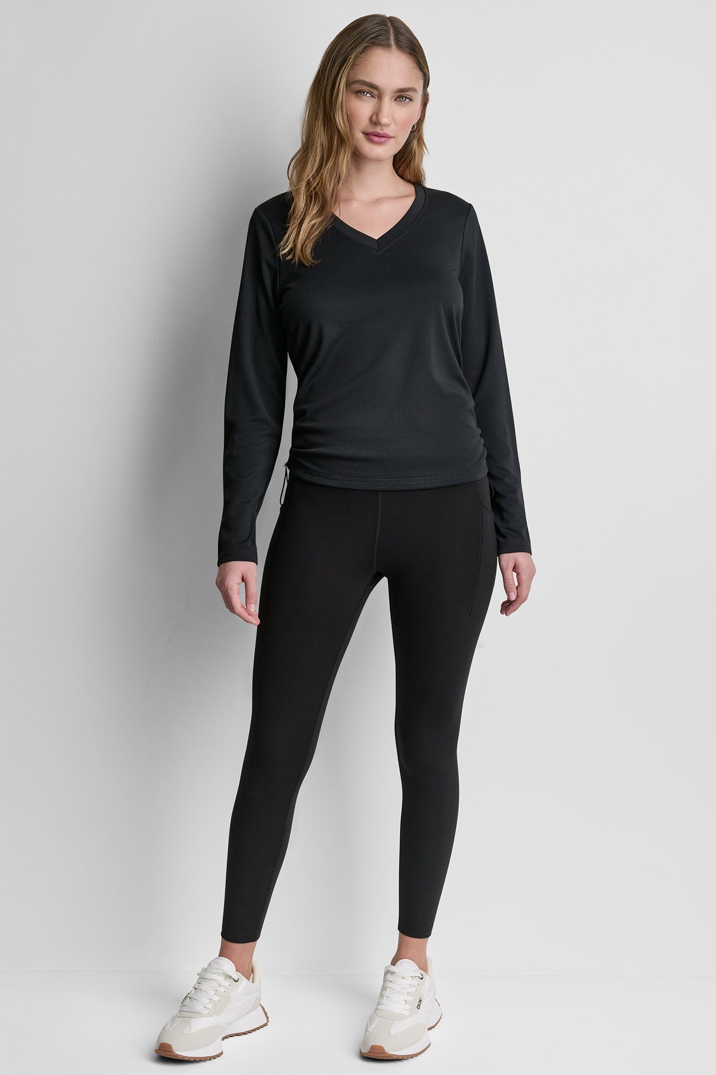 LONG SLEEVE V-NECK TECH TEE VIEW 5 | Summer Collection