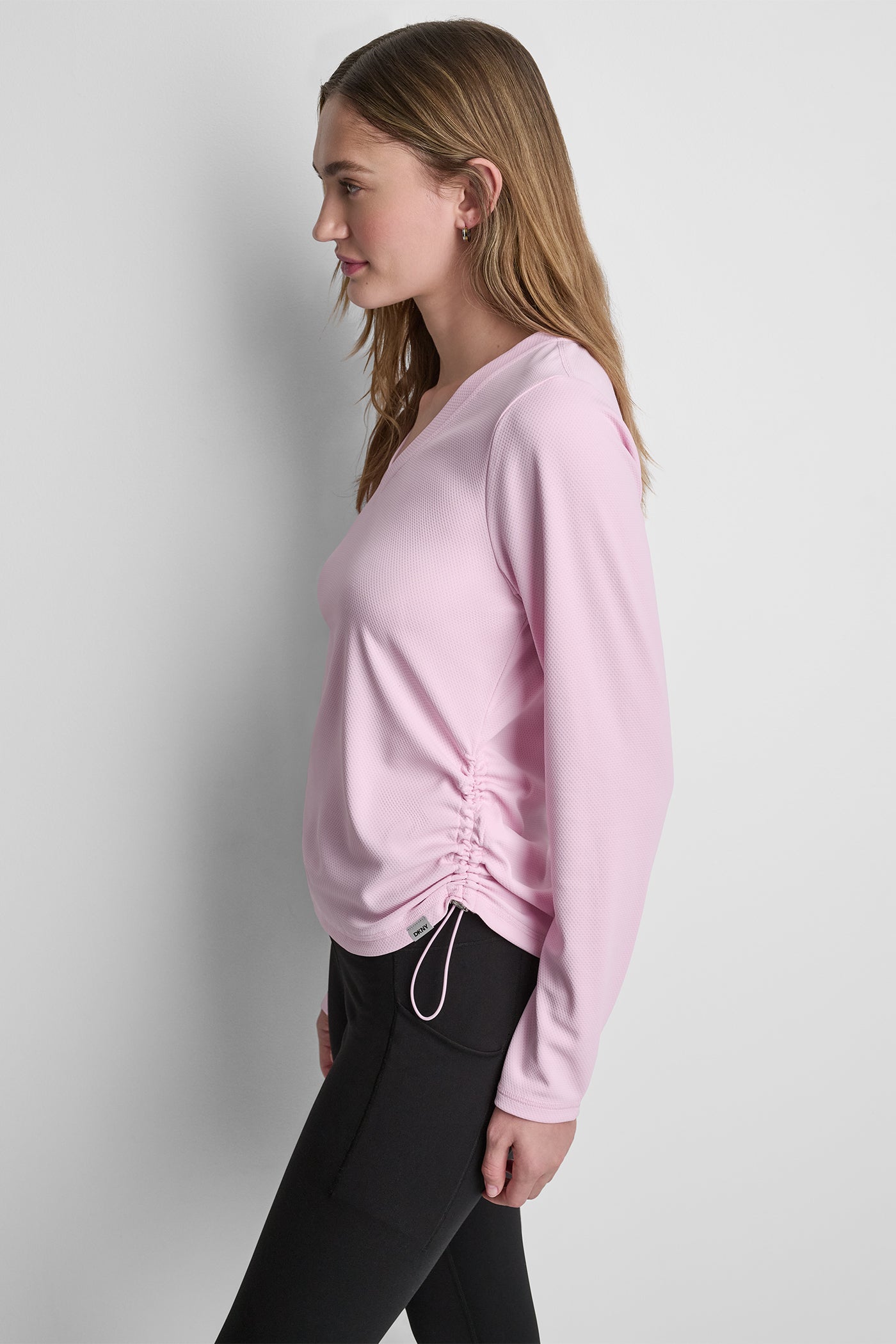 LONG SLEEVE V-NECK TECH TEE VIEW 4 | Summer Collection