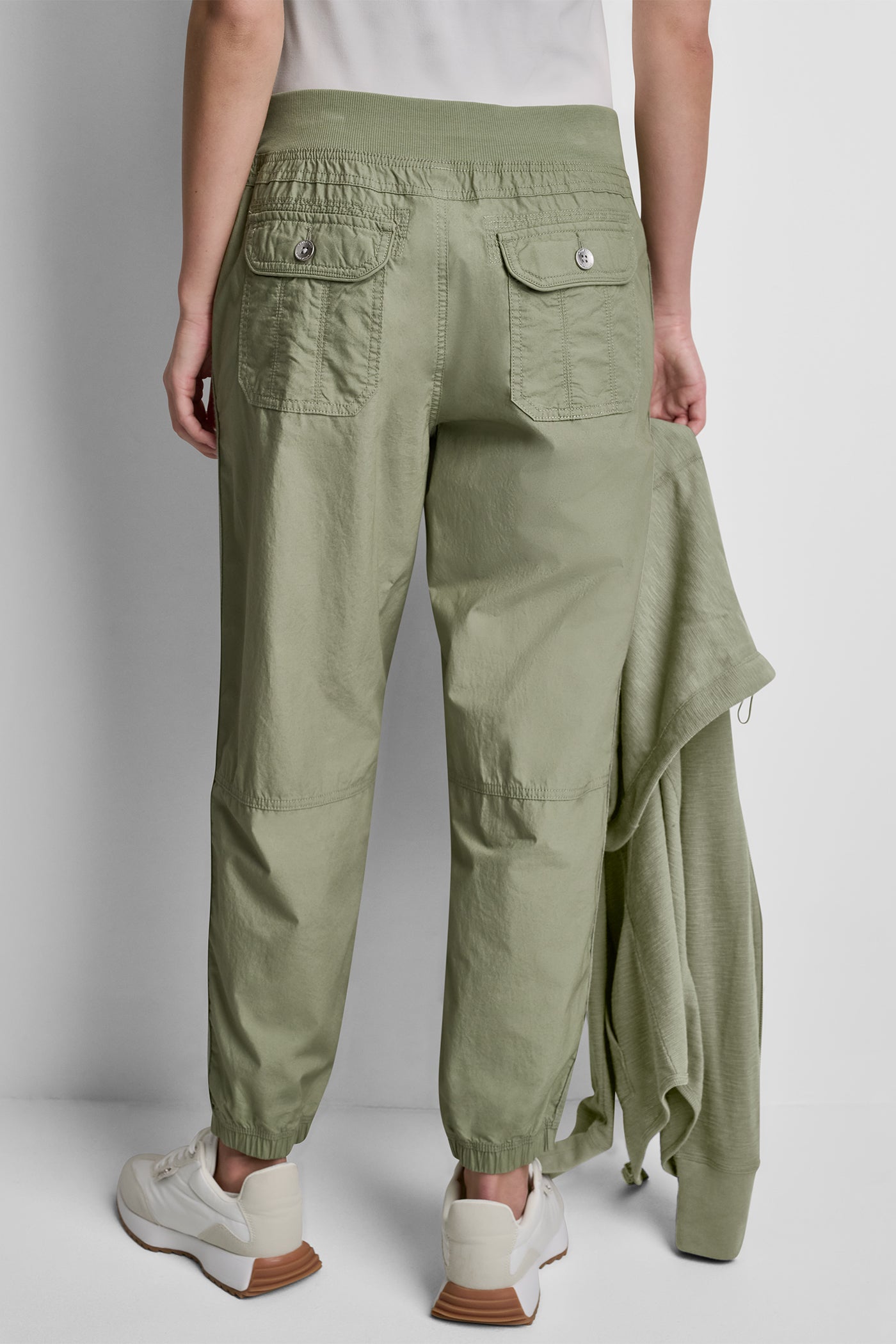 HIGH-RISE SLIM UTILITY JOGGER VIEW 3 | DKNY Promo