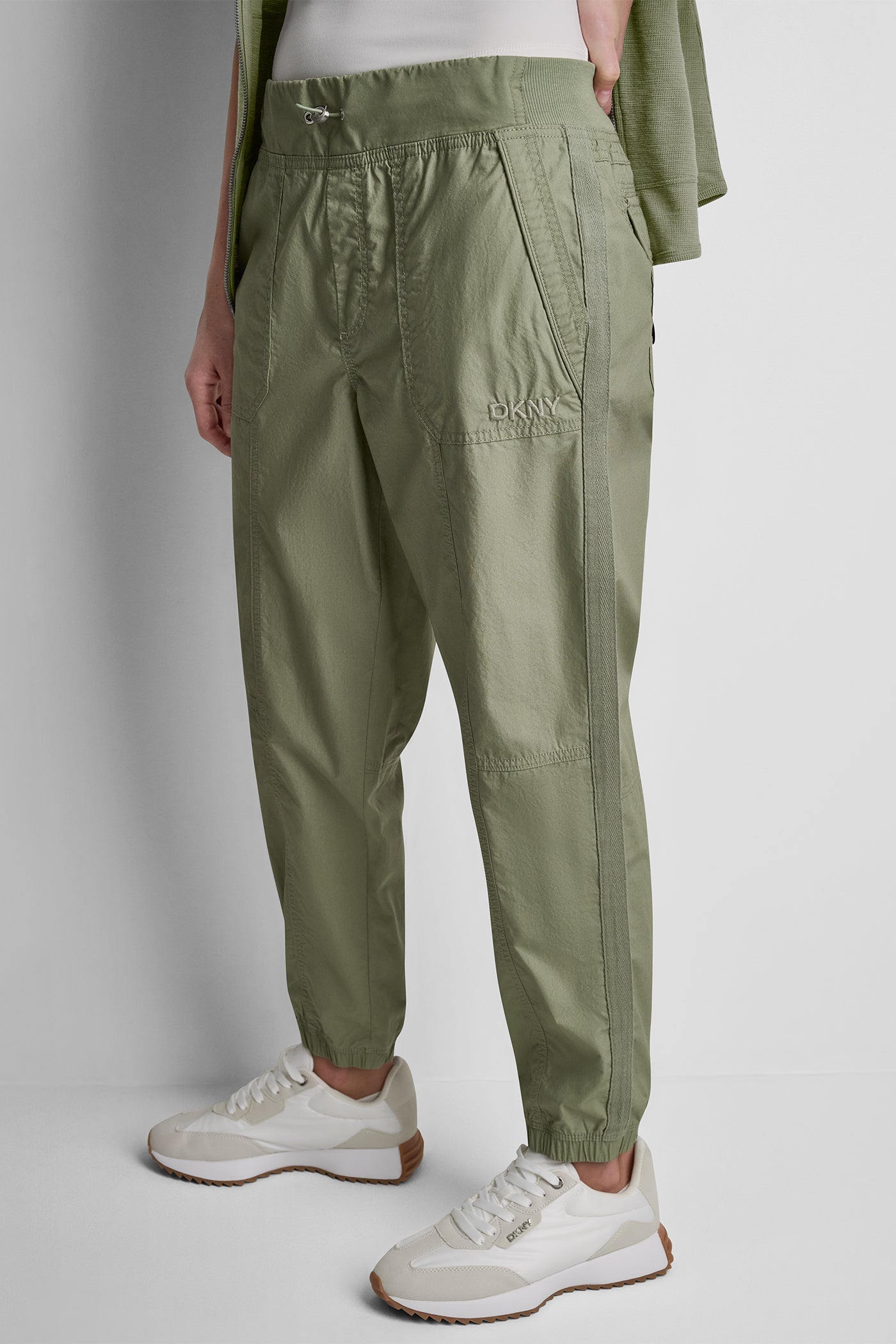 HIGH-RISE SLIM UTILITY JOGGER VIEW 4 | DKNY Promo