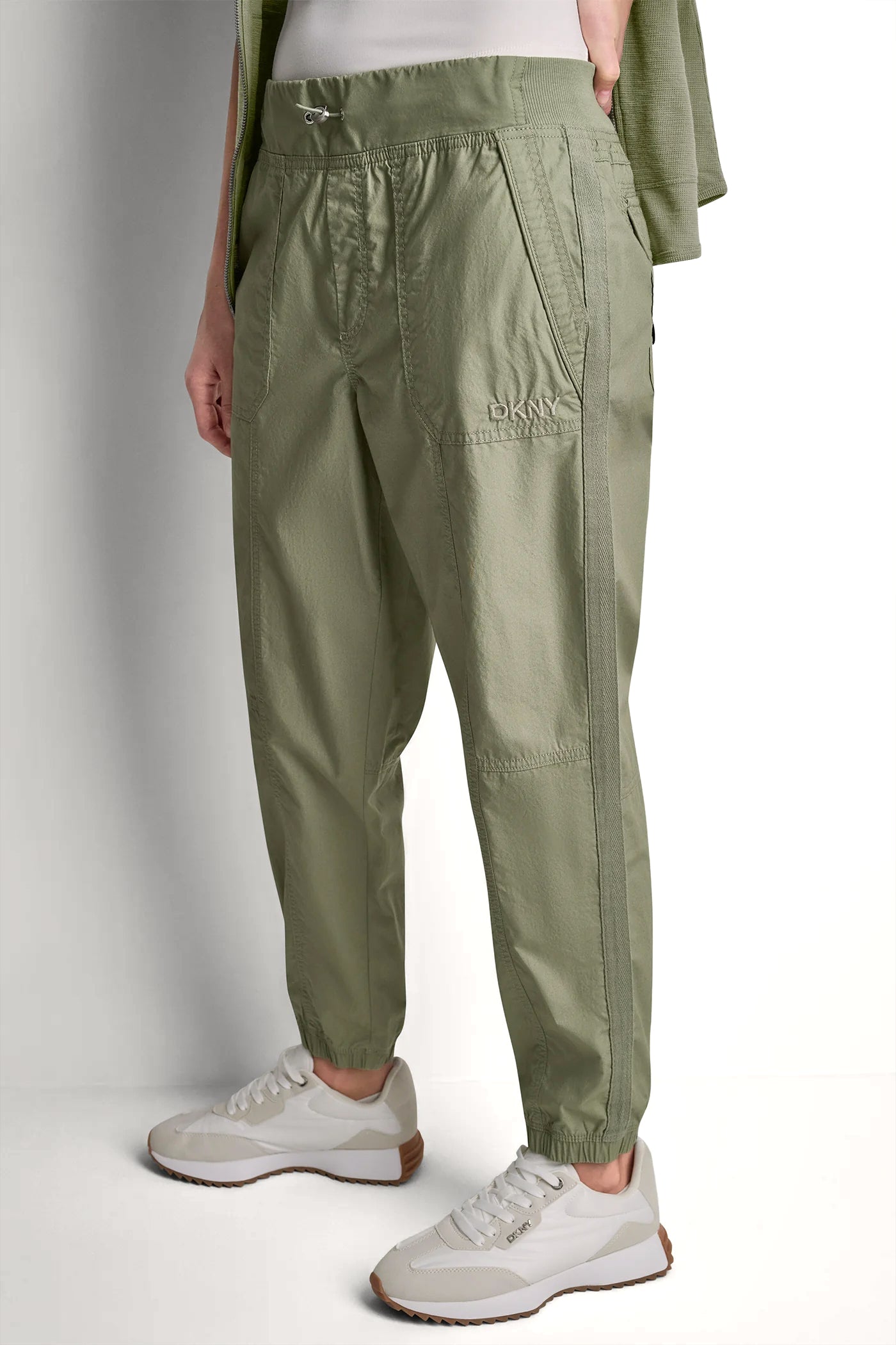 HIGH-RISE SLIM UTILITY JOGGER VIEW 4 | SALE
