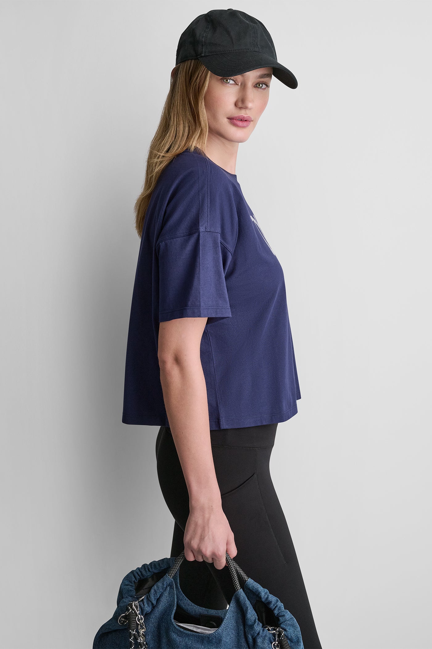 RHINESTONE GRAFFITI LOGO TEE VIEW 4 | DKNY Sport
