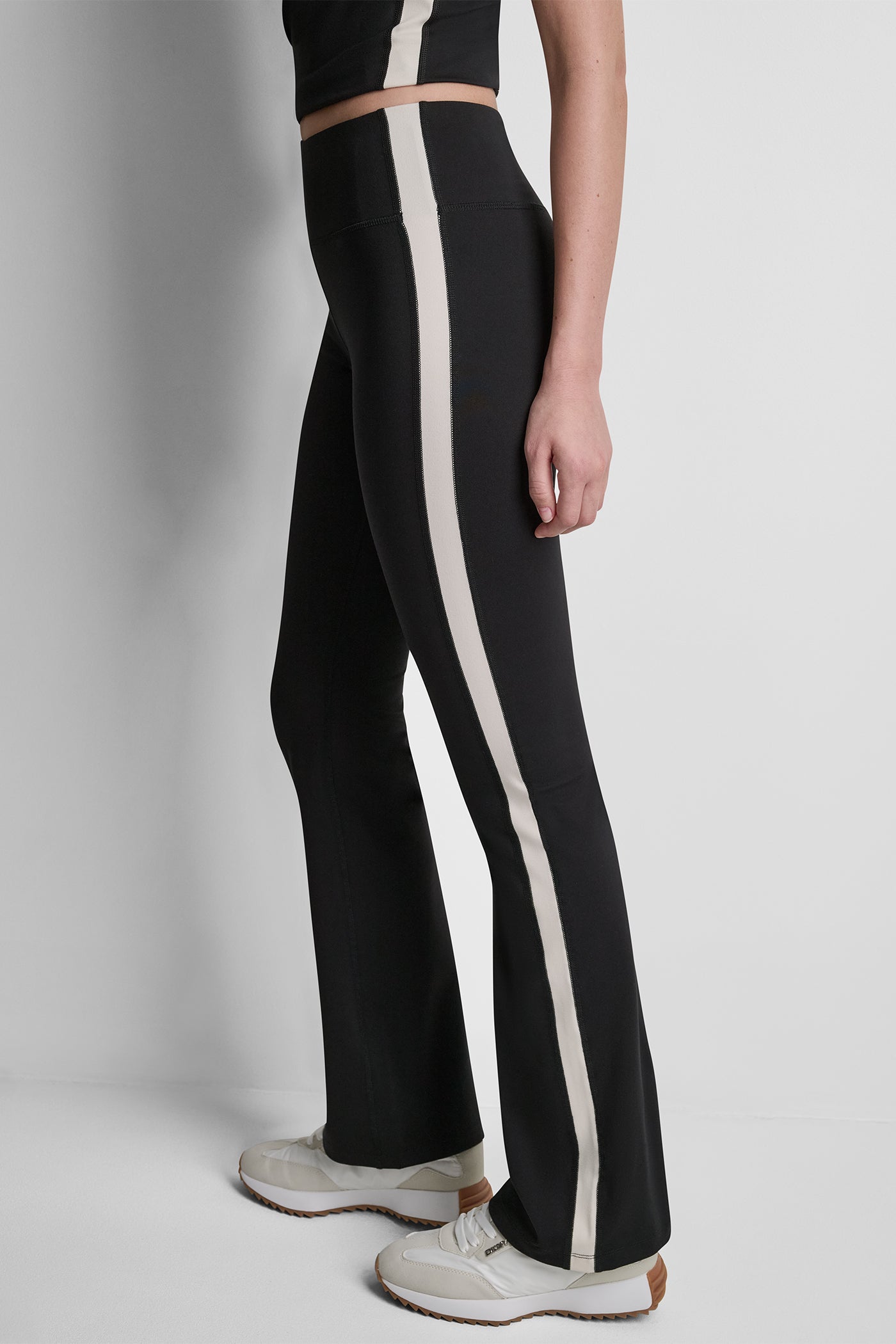 Black/Eggnog BALANCE COMPRESSION SIDE STRIPE FLARE LEGGING, VIEW 2 | DKNY Sport