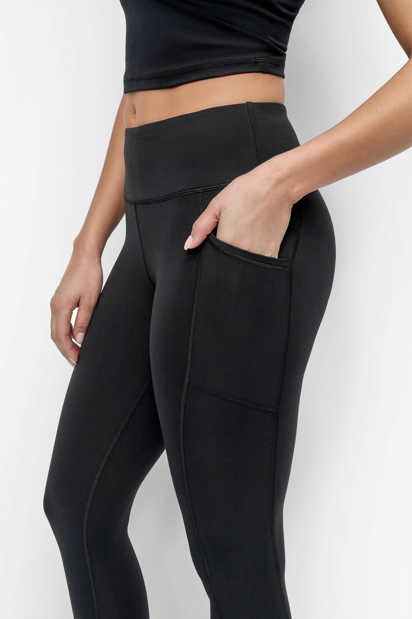 HIGH WAIST 7/8 LENGTH RHINESTONE LOGO TIGHT VIEW 5 | Leggings