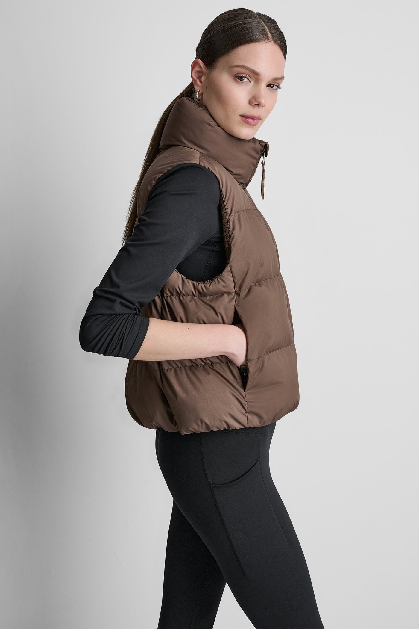 PUFFER MOCK NECK VEST VIEW 4
