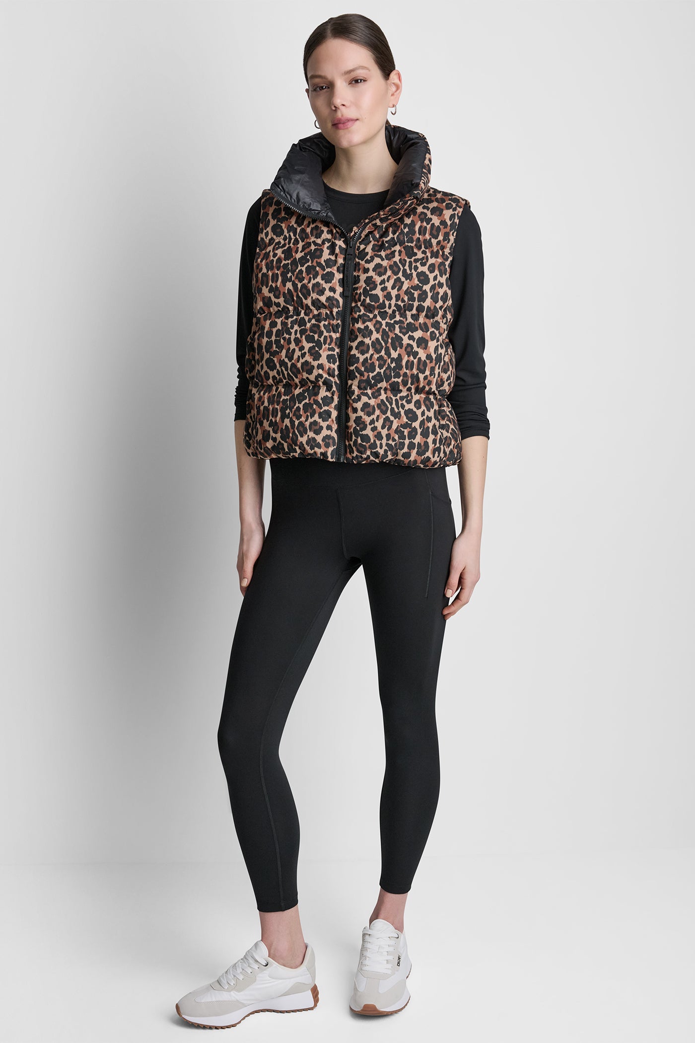 PRINTED MOCK NECK VEST VIEW 5
