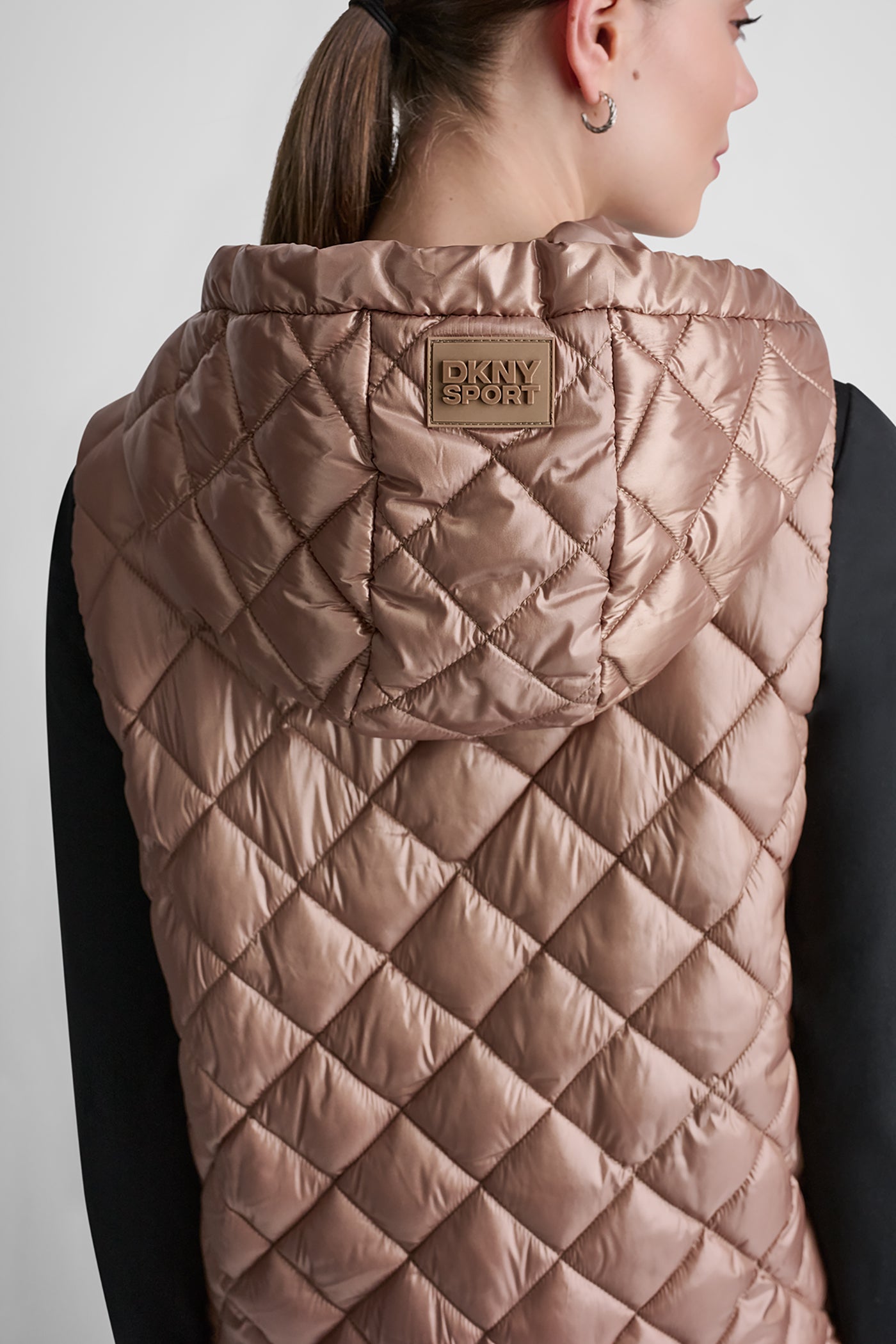 HOODED DIAMOND QUILTED VEST VIEW 8