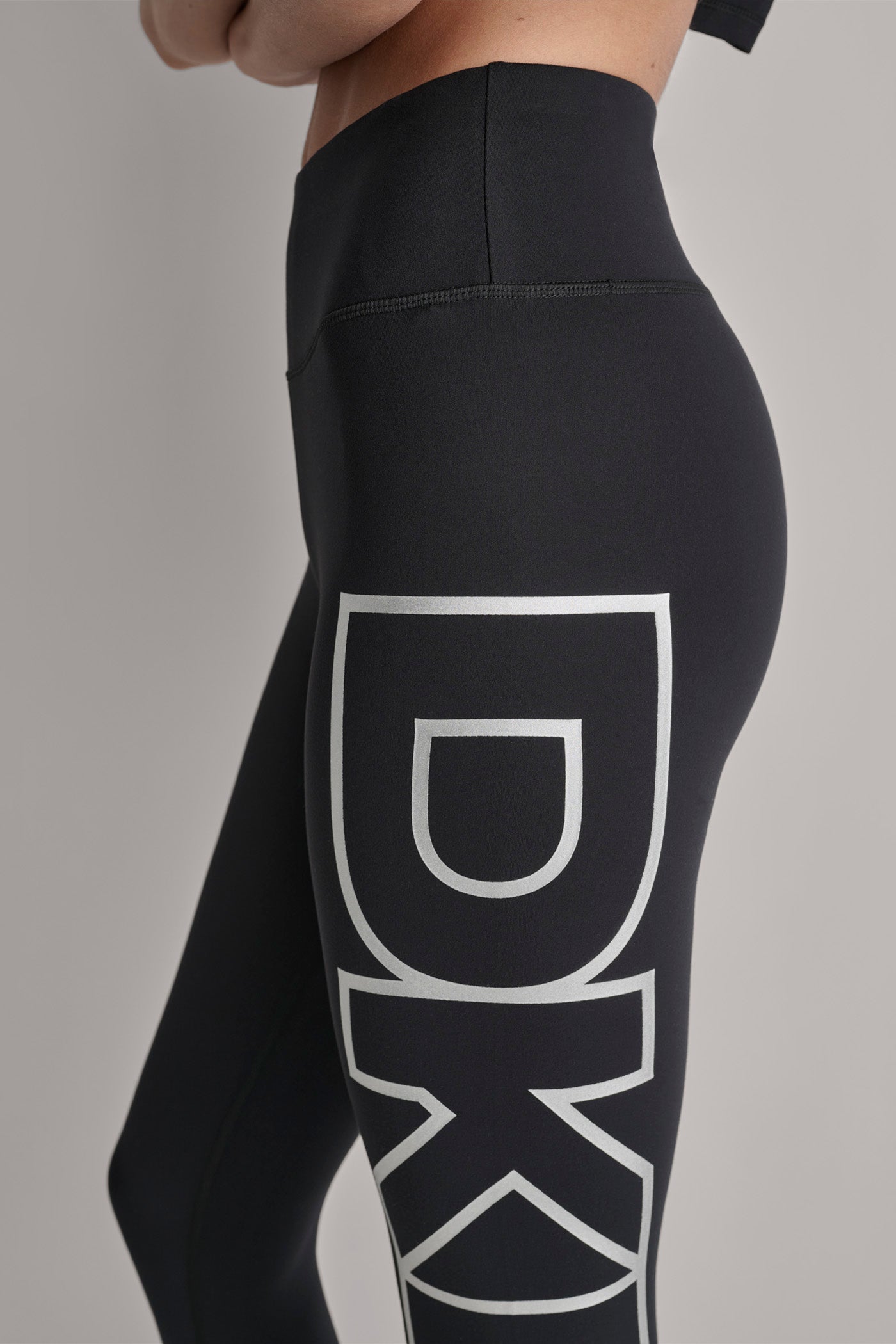Black/Silver HIGH-RISE LOGO 7/8-LENGTH LEGGING, VIEW 2 | Back-To-School Shop