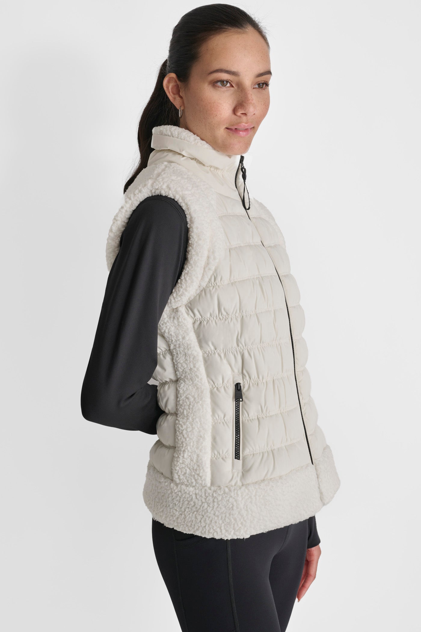 MOCK-NECK PUFFER VEST VIEW 3 | Clothing