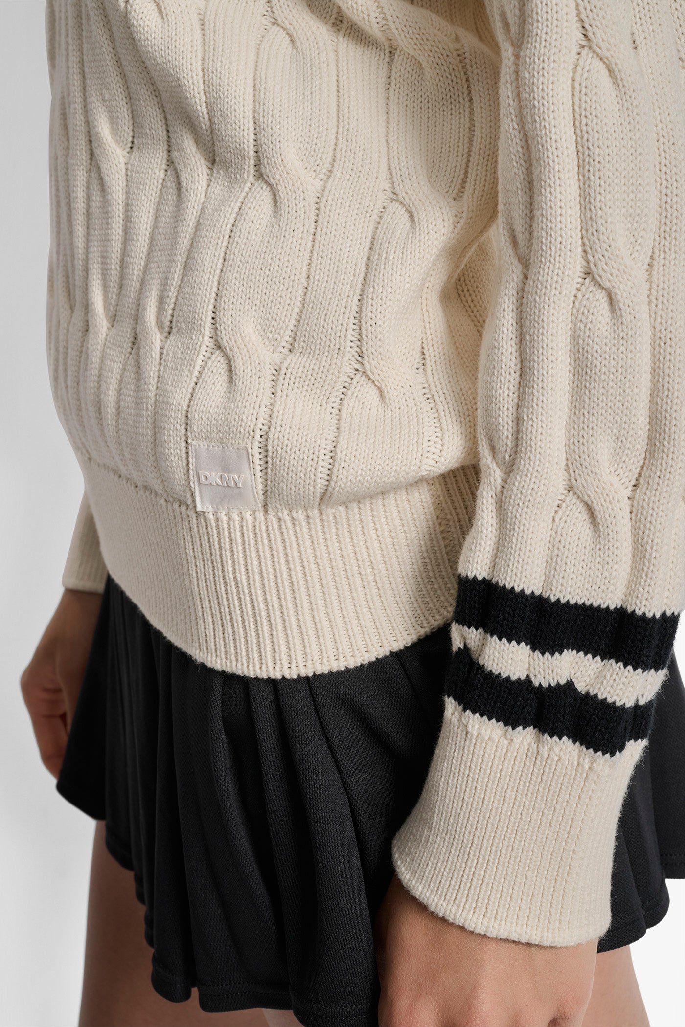 CABLE KNIT V NECK SWEATER WITH TIPPING AND LOGO VIEW 5 | WOMEN'S SWEATERS & TOPS