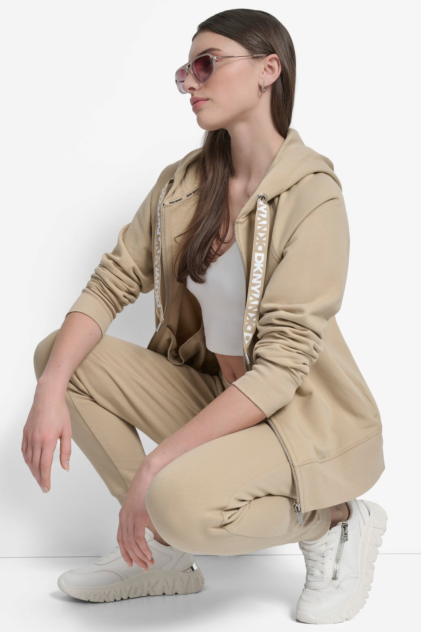 HIGH RISE LOGO DRAWSTRING JOGGER VIEW 7 | Sport Essentials