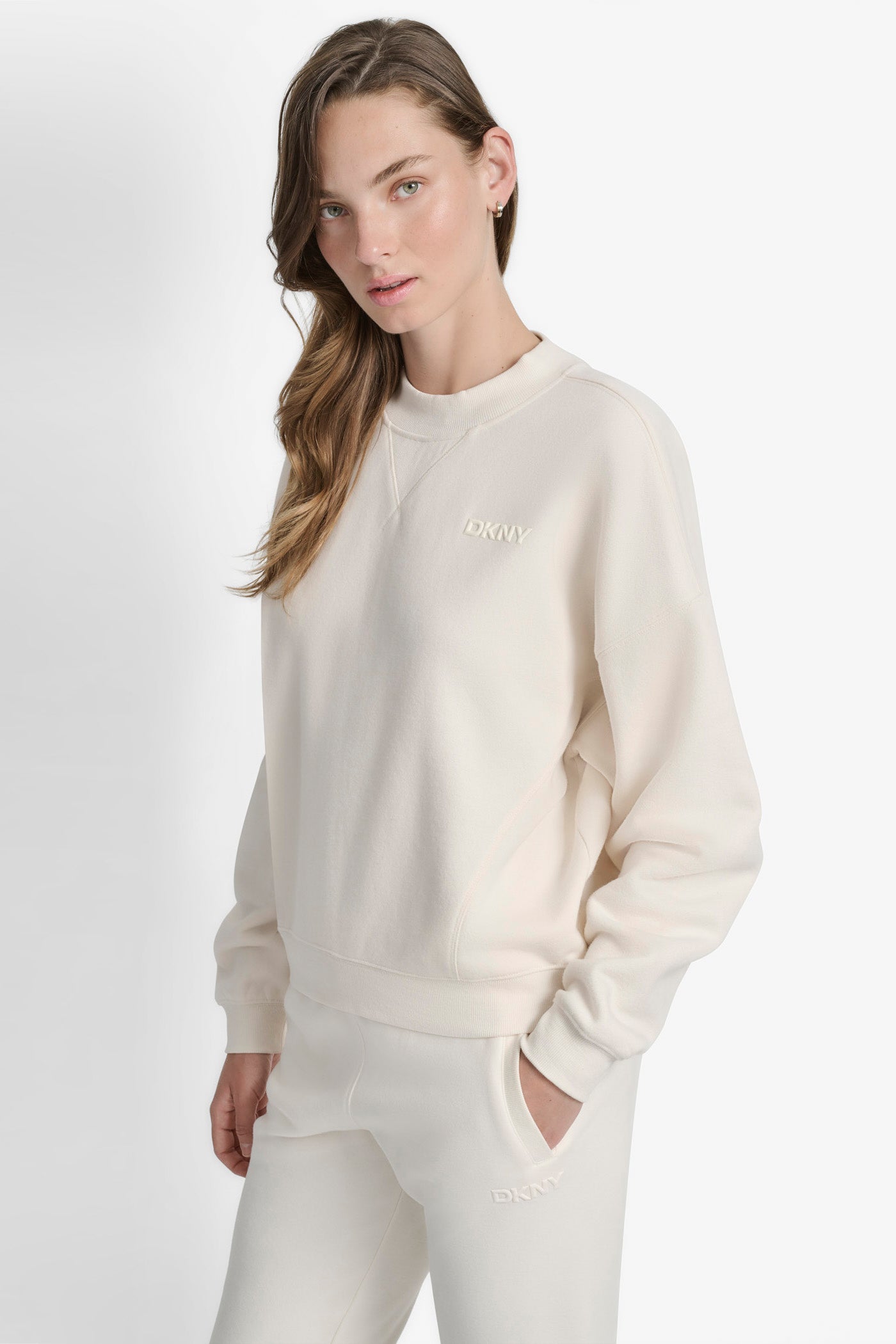 HD SILICONE LOGO CREW NECK PULLOVER WITH V INSET VIEW 3 | Sport Essentials