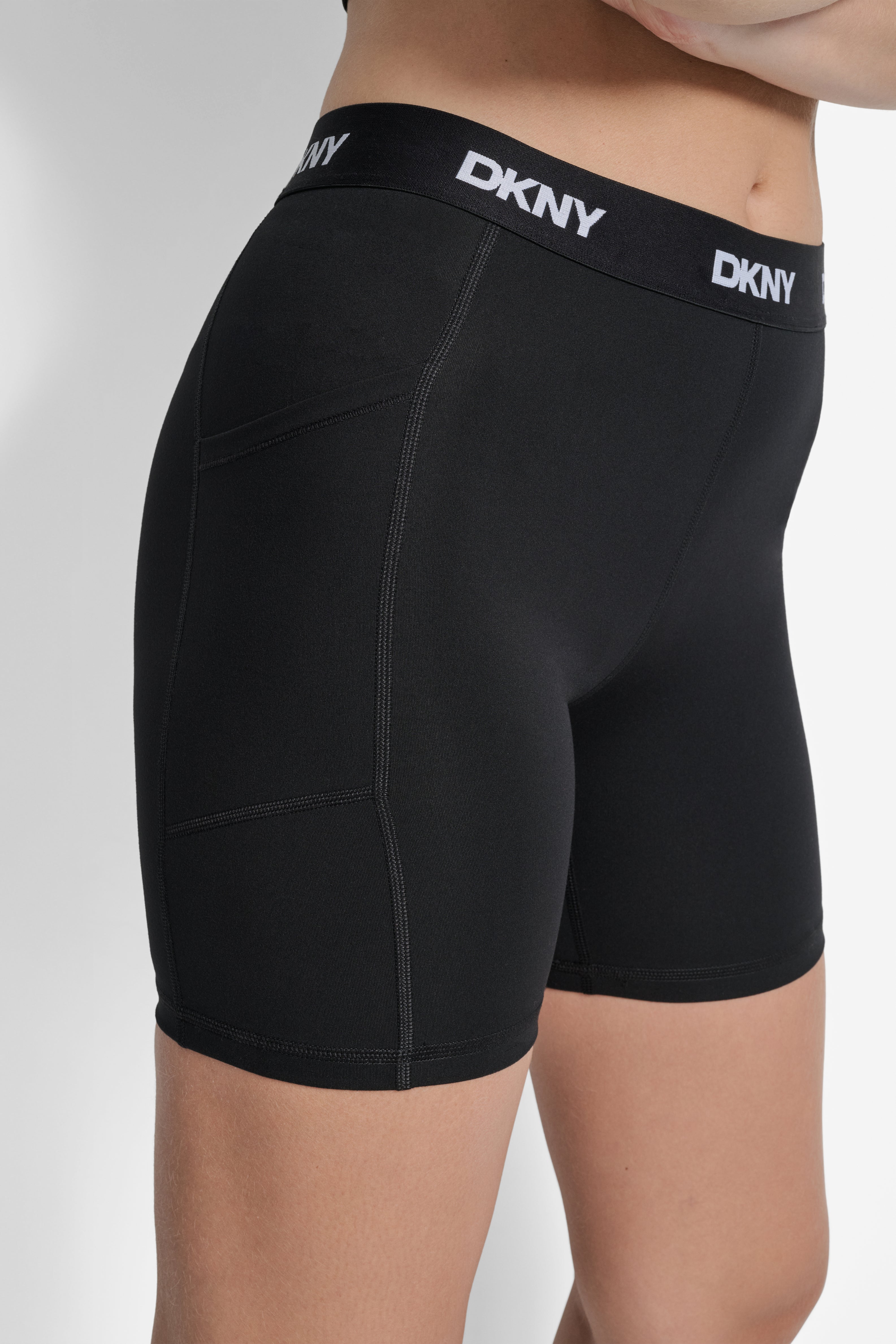 Balance Compression Logo Bike Short | DKNY