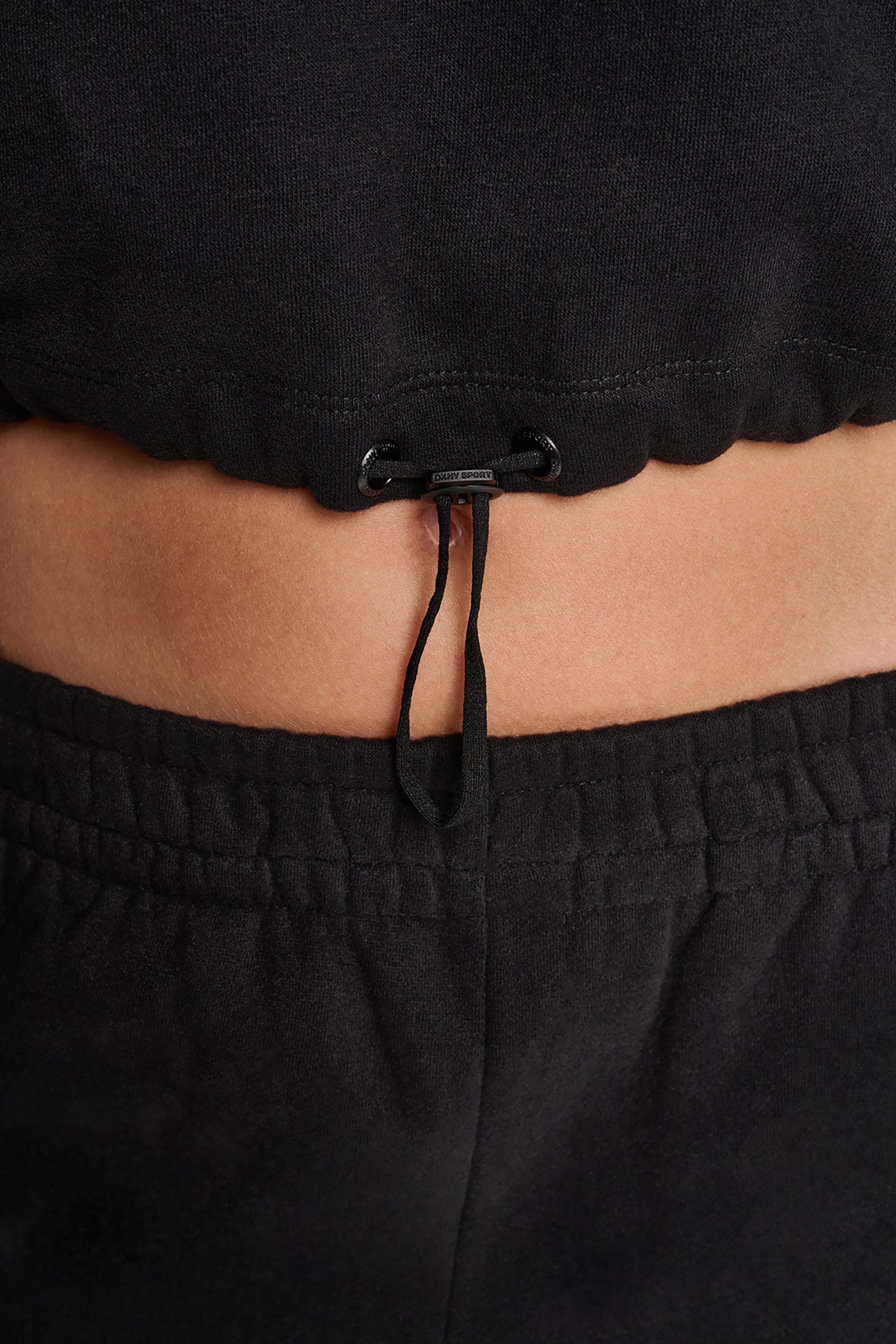 CROPPED STRIPED SWEATSHIRT VIEW 8