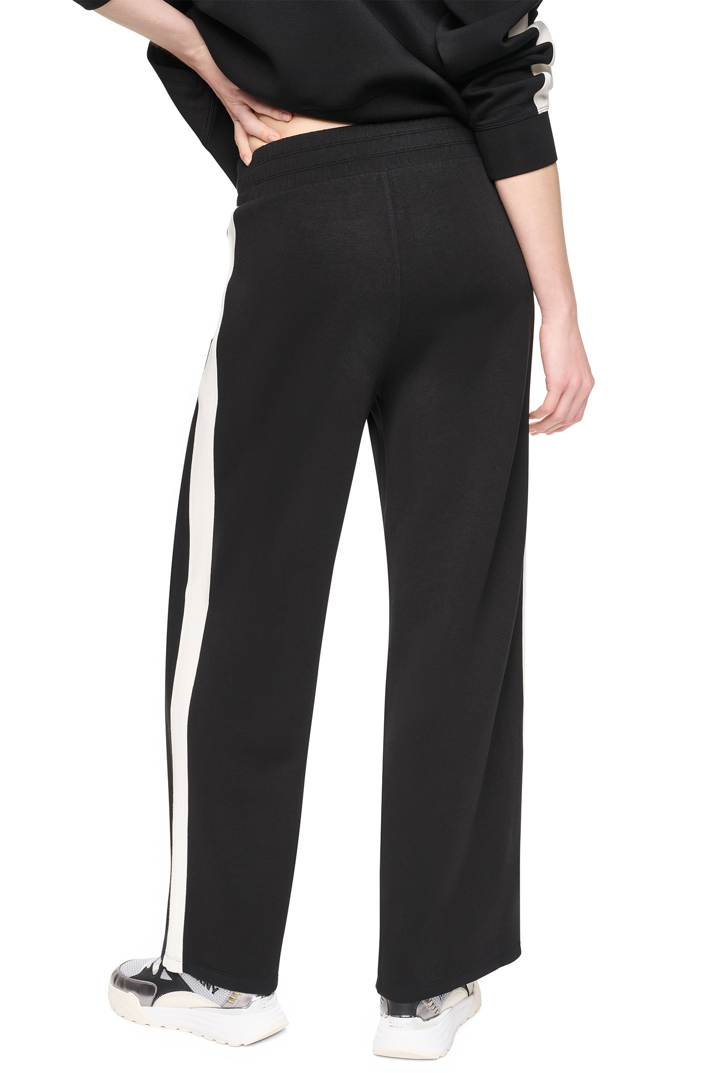 HIGH-RISE SIDE STRIPE WIDE-LEG PANT VIEW 3