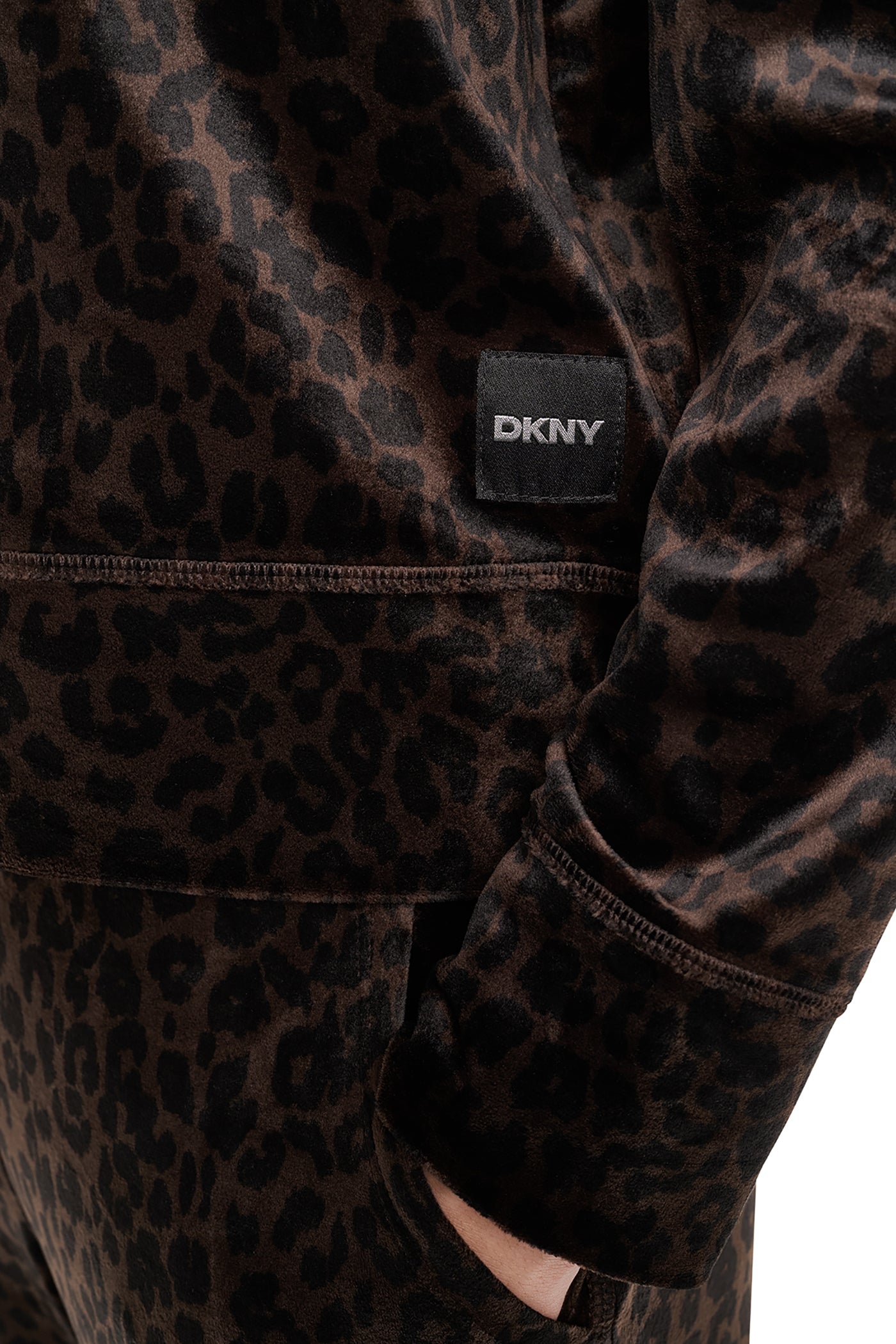 VELOUR ANIMAL PRINT PULLOVER VIEW 7