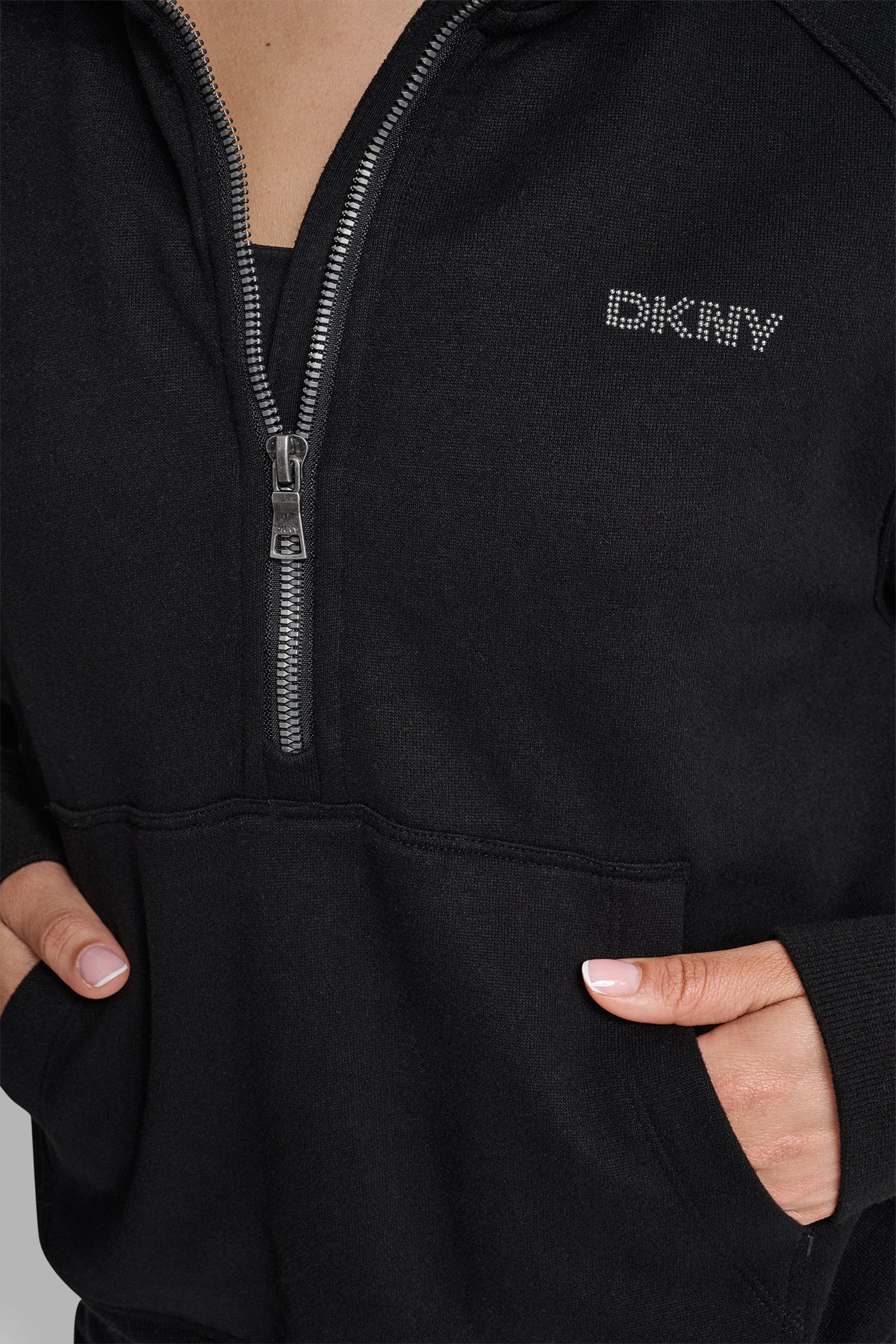 MINI STUD LOGO HALF ZIP PULLOVER WITH KANGA POCKET VIEW 4
