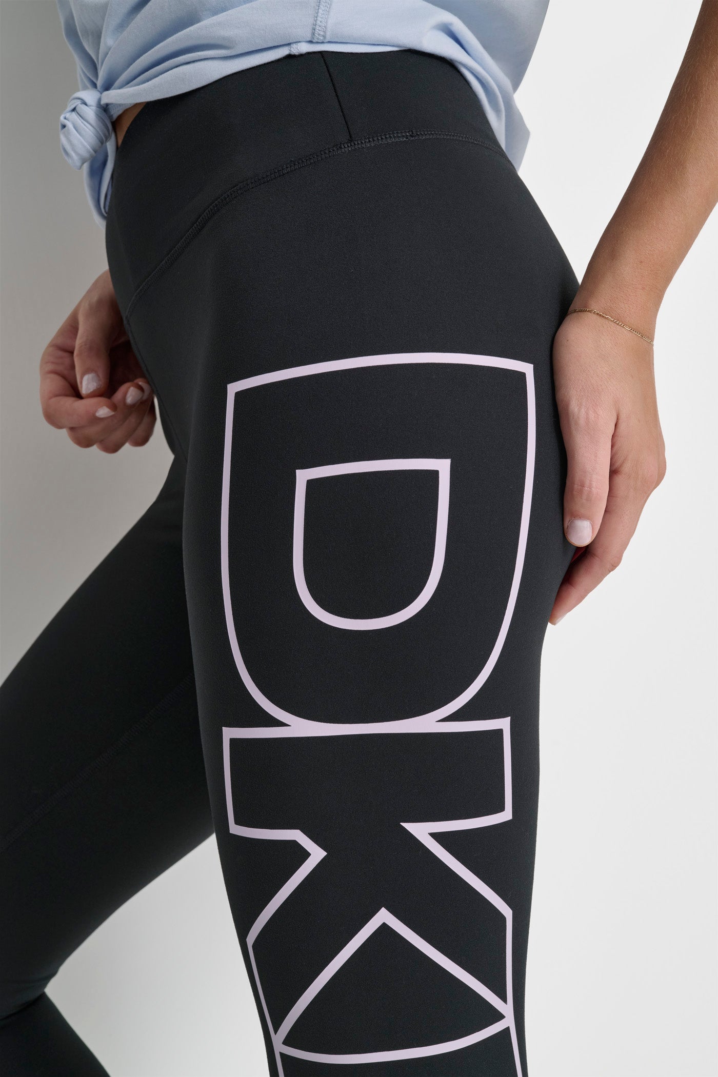 CROPPED MID-RISE LOGO COMPRESSION LEGGING VIEW 4 | Fall Collection