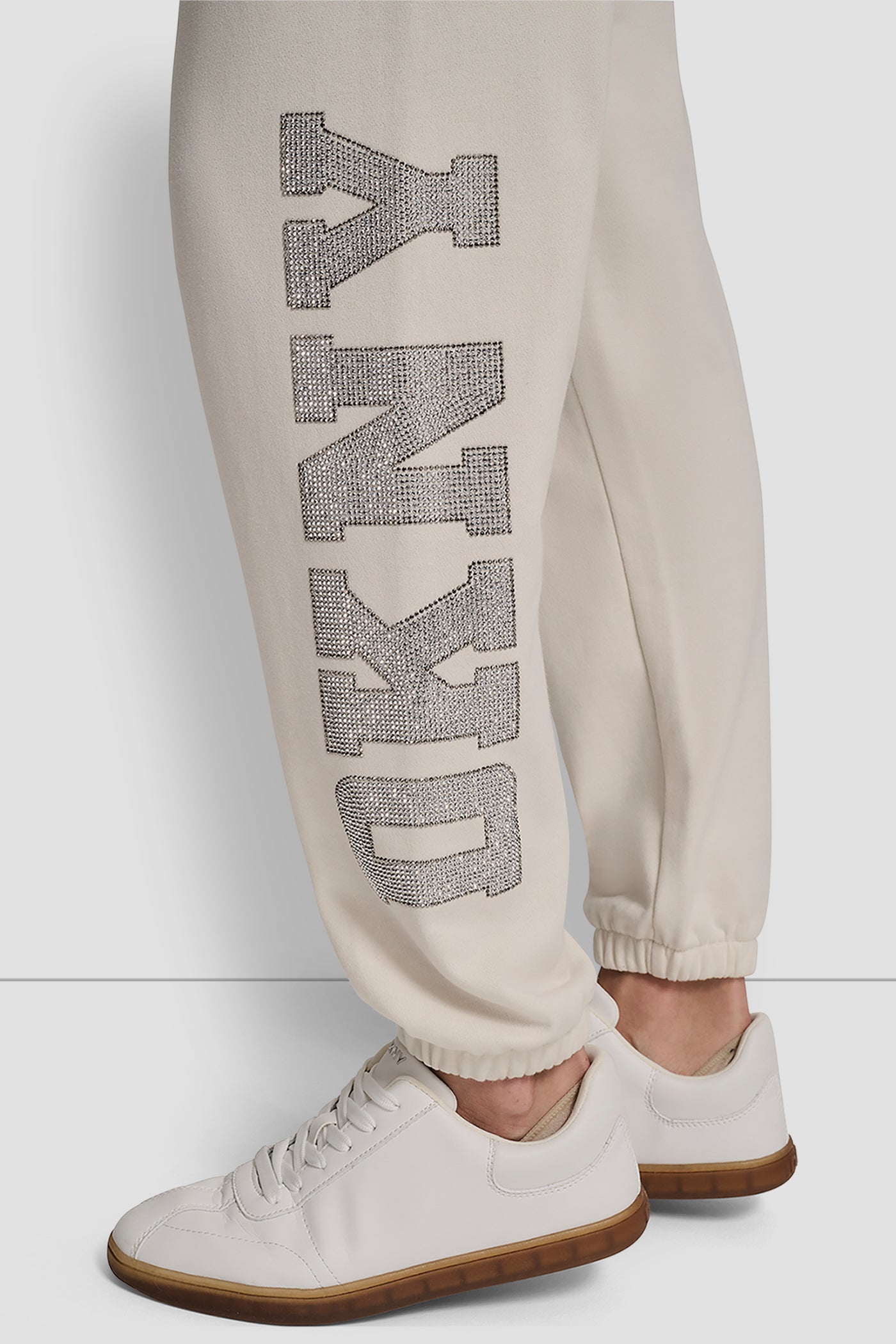 EXPLODED RHINESTONE VARISTY LOGO HIGH RISE RELAXED VIEW 4 | DKNY X NEW YORK YANKEES