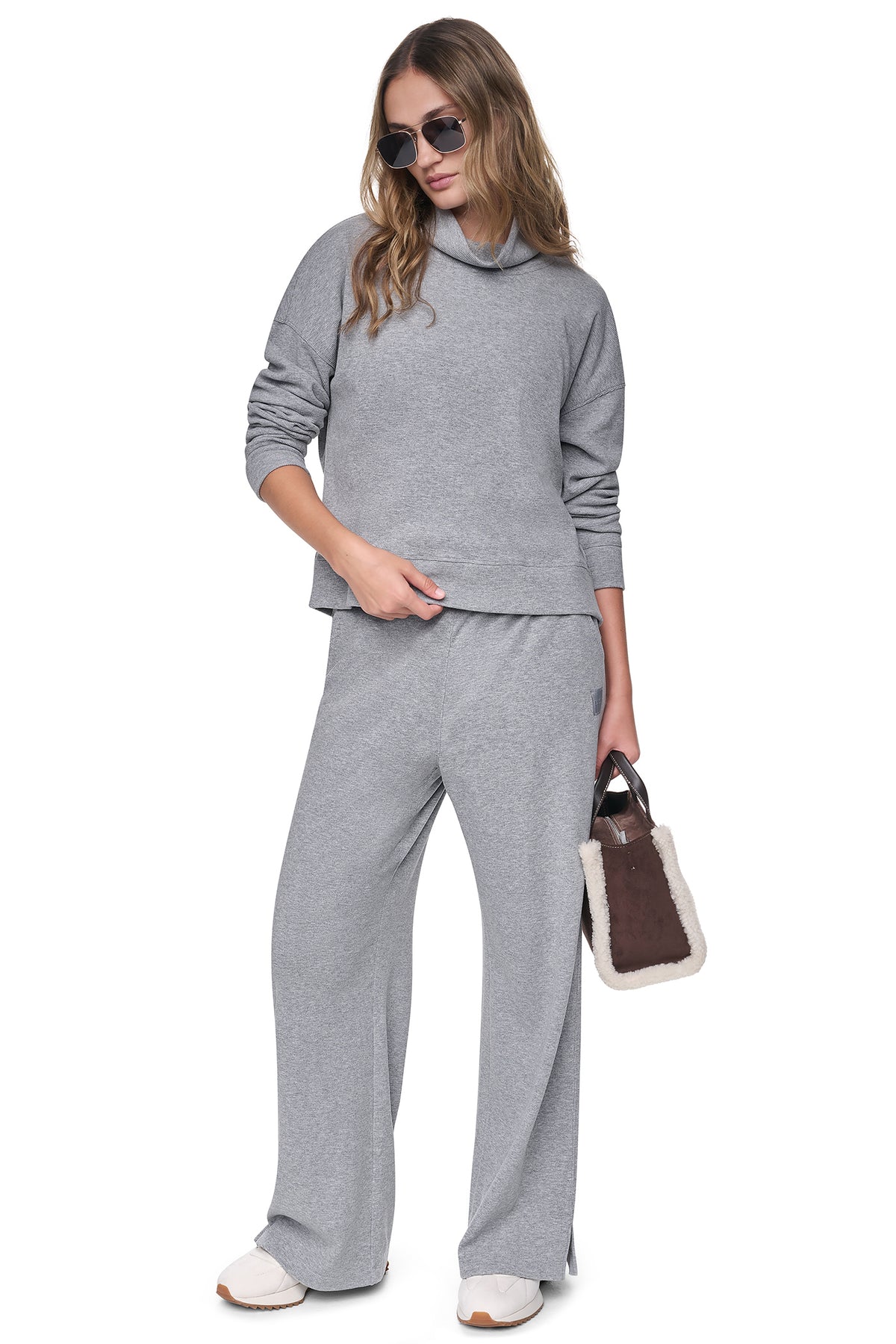 HIGH-RISE RELAXED STRAIGHT LEG PANT VIEW 1