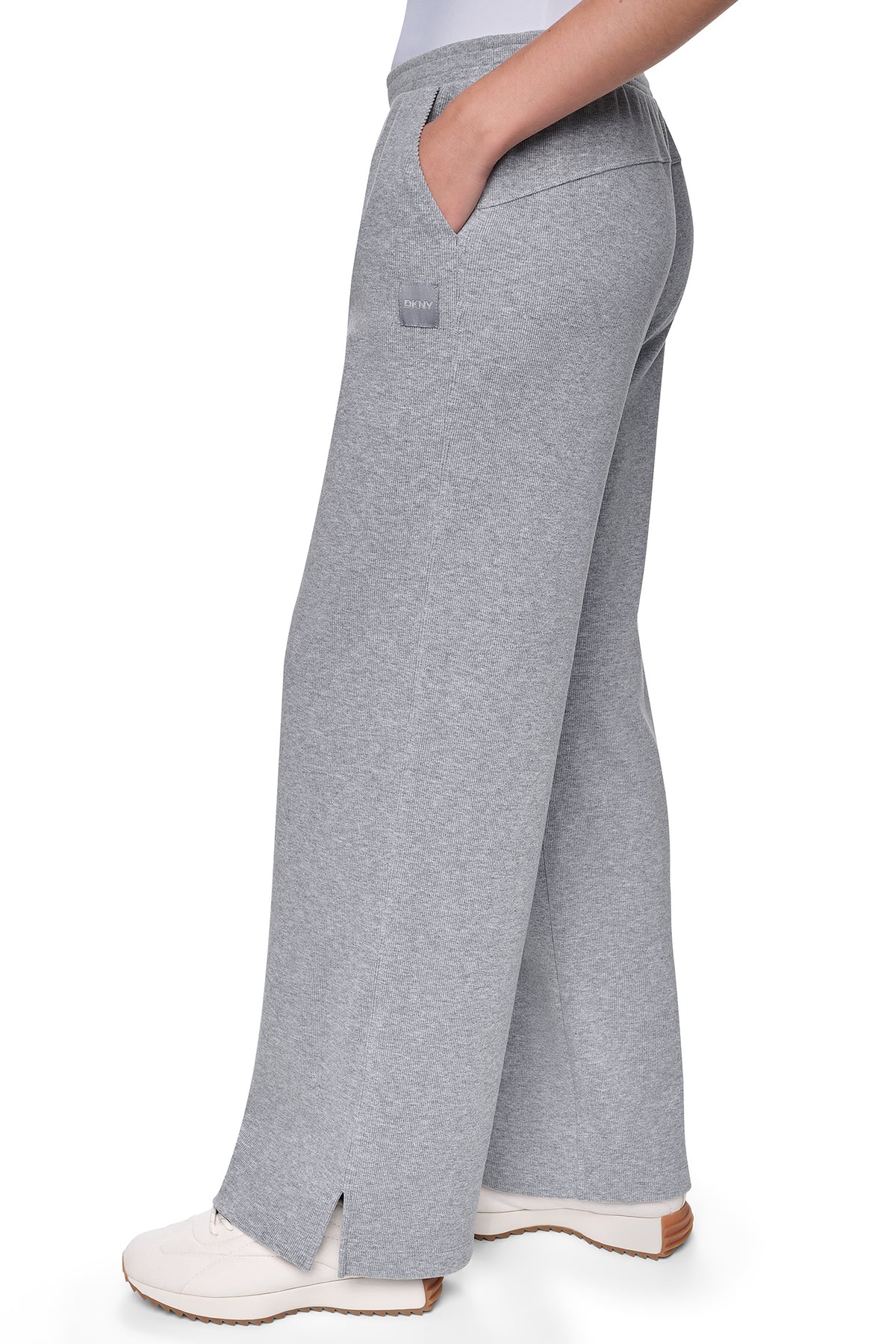 HIGH-RISE RELAXED STRAIGHT LEG PANT VIEW 2