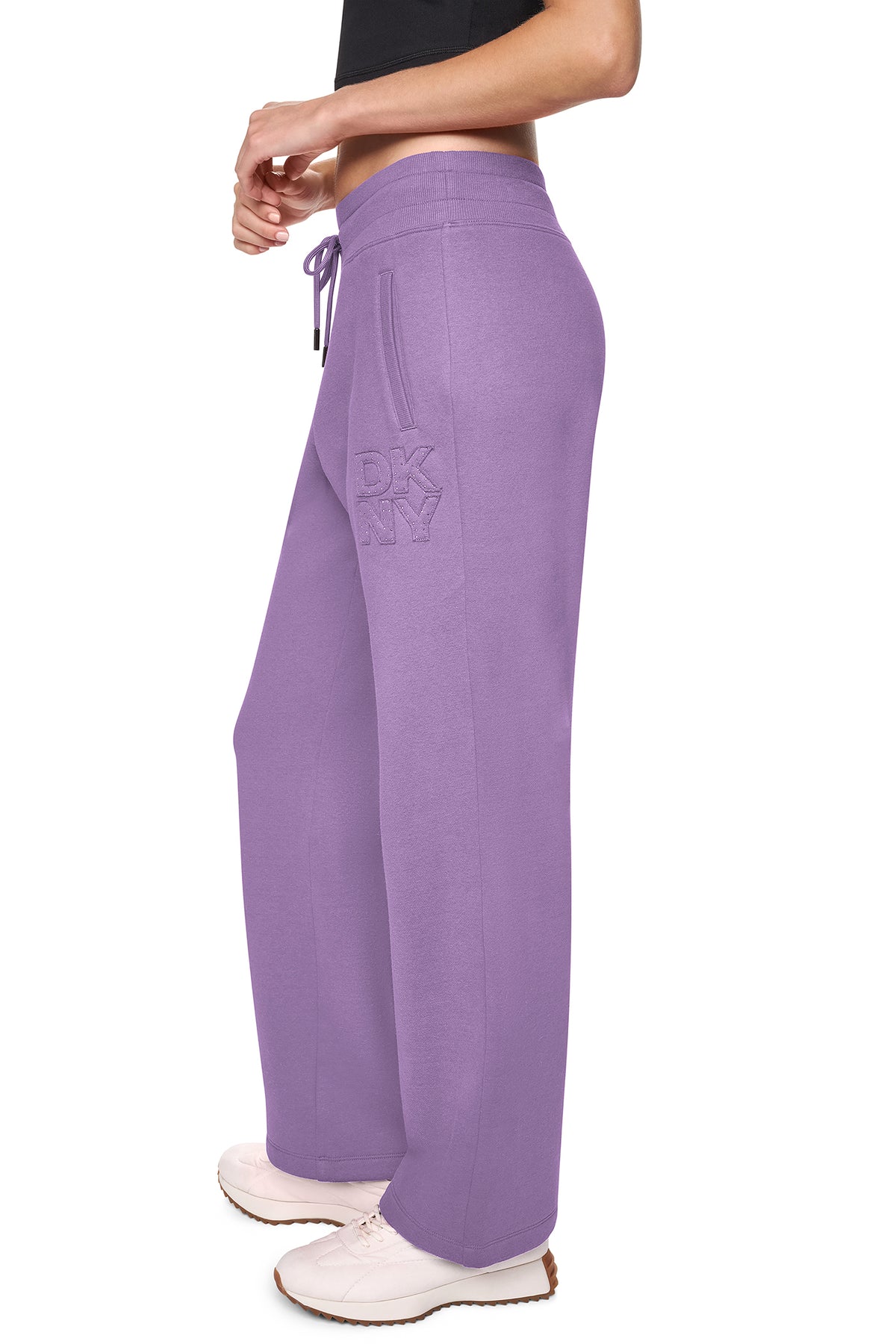 HIGH-RISE LOGO PATCH STRAIGHT LEG PANT VIEW 2
