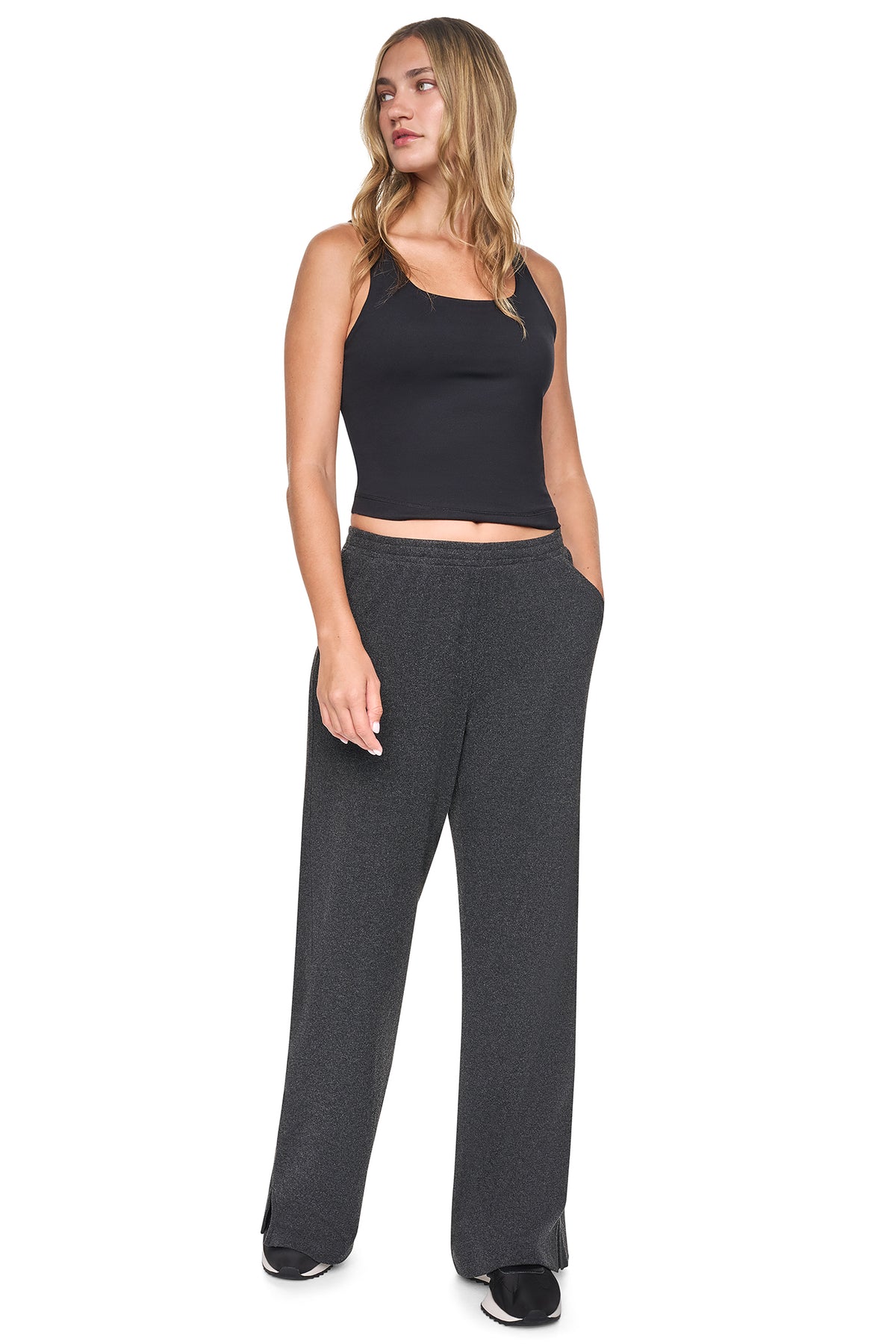 HIGH-RISE RELAXED STRAIGHT LEG PANT VIEW 2