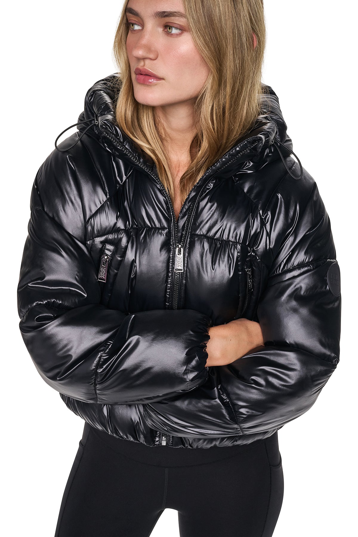 SHORT HOODED PUFFER VIEW 2