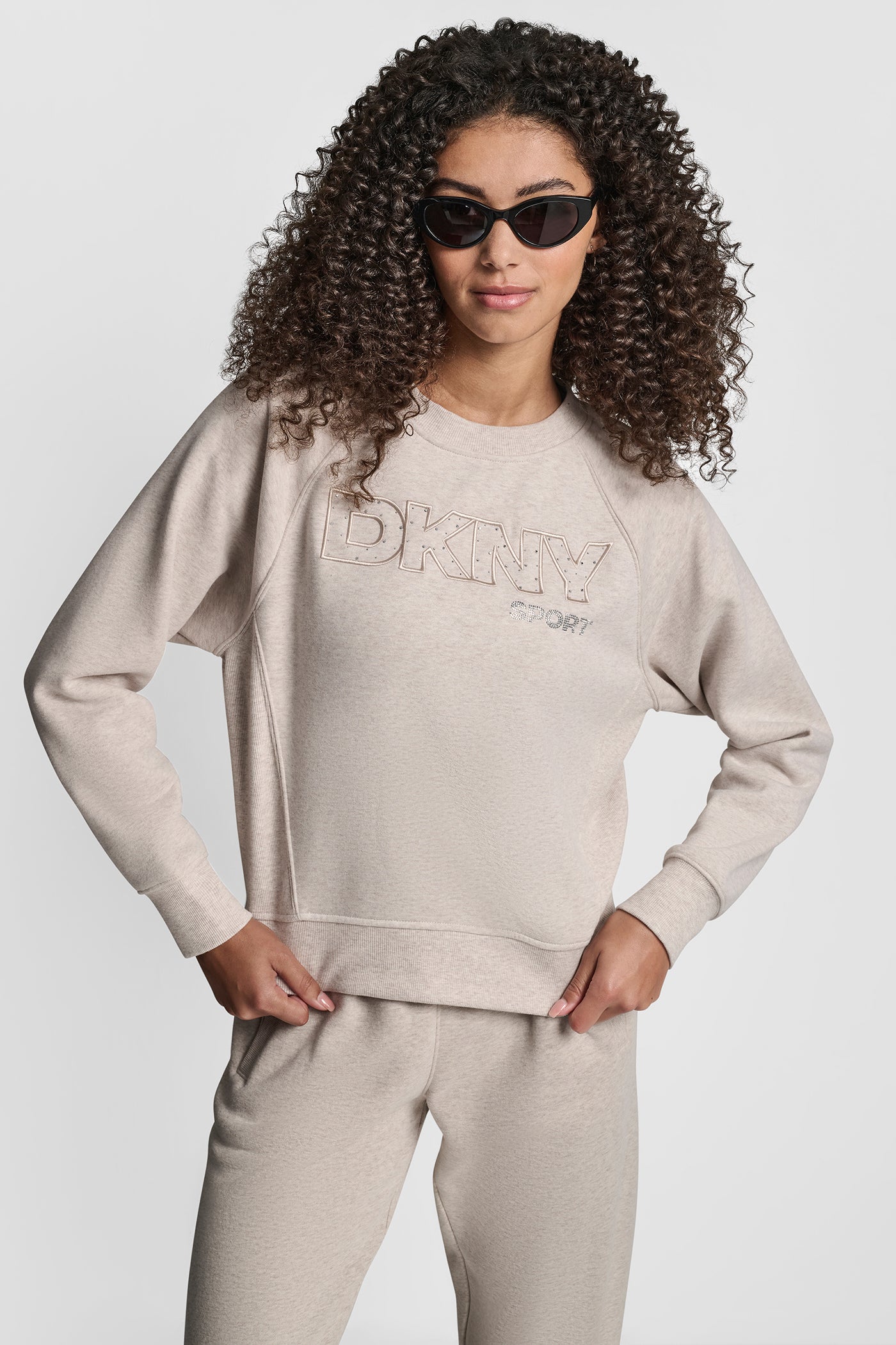 CORTADO HEATHER ESSENTIAL RAGLAN LONG SLEEVE TOP, VIEW 1 | Sweatshirts & Joggers