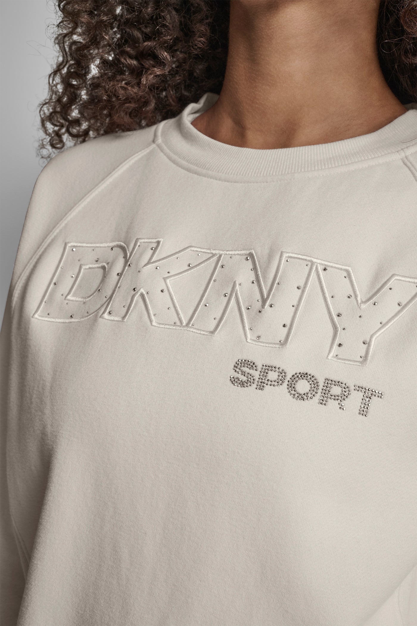 ESSENTIAL RAGLAN LONG SLEEVE TOP VIEW 4 | Sweatshirts & Joggers