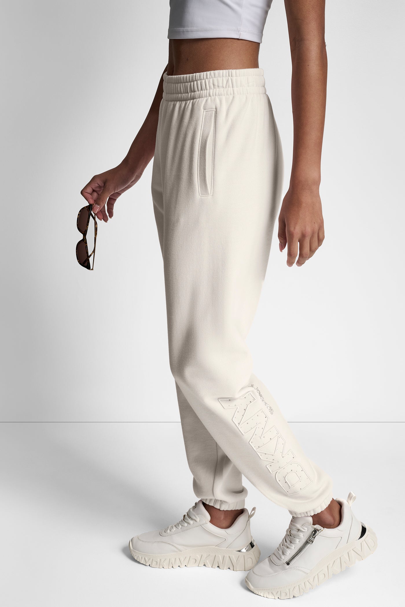 RAISED EMBROIDERY OUTLINE RHINESTONE LOGO JOGGER VIEW 3 | New clothing