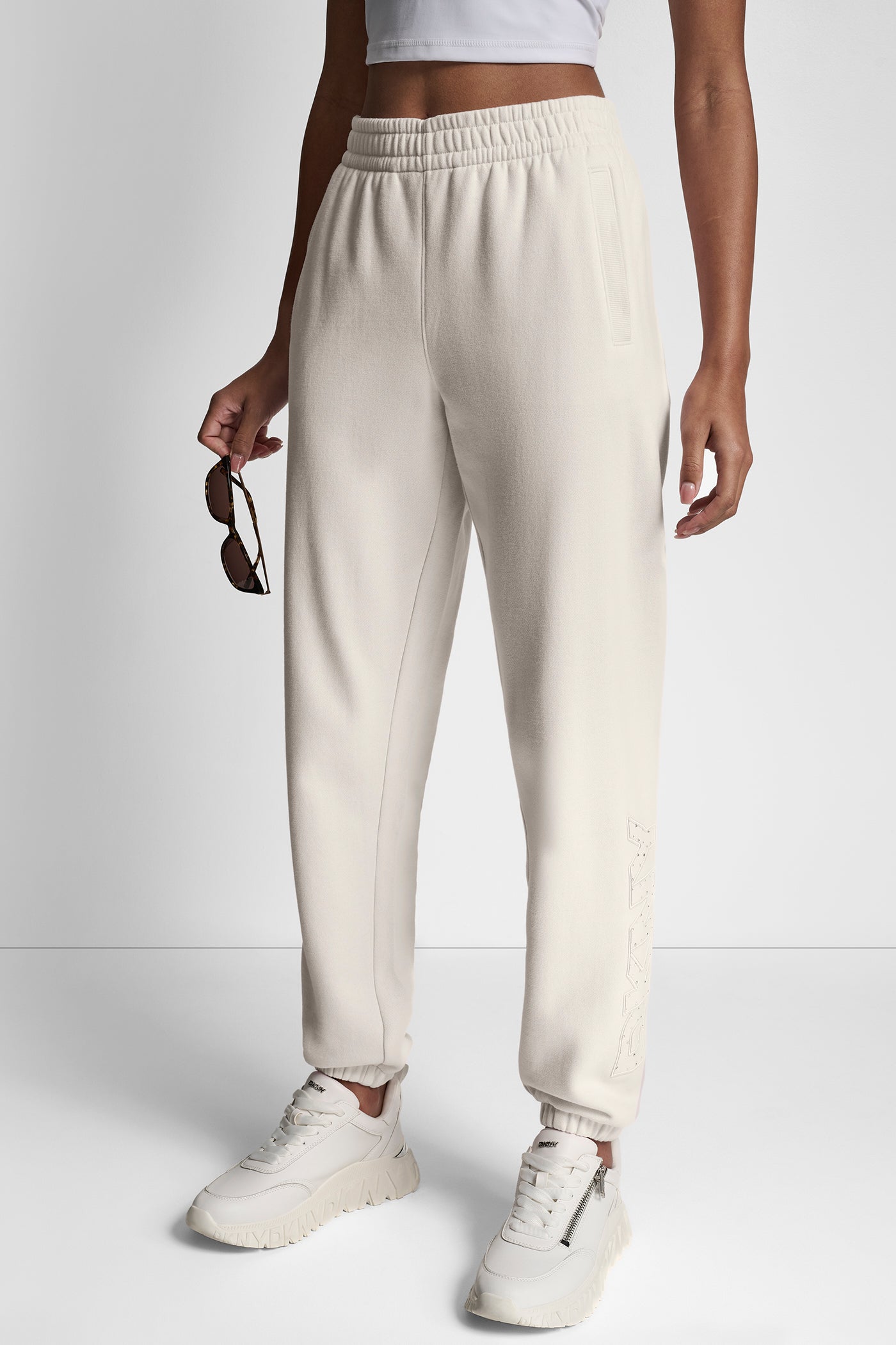 EGGNOG RAISED EMBROIDERY OUTLINE RHINESTONE LOGO JOGGER, FRONT VIEW | New clothing