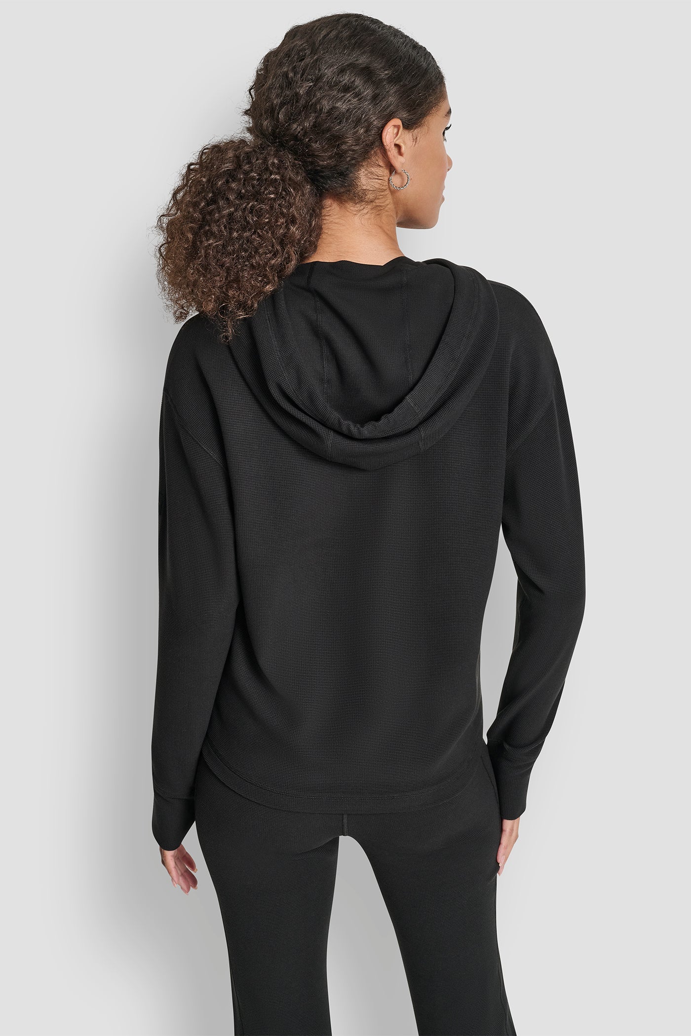 Black TRANSCEND THERMAL V-INSET HOODIE, BACK VIEW | DKNY Promo