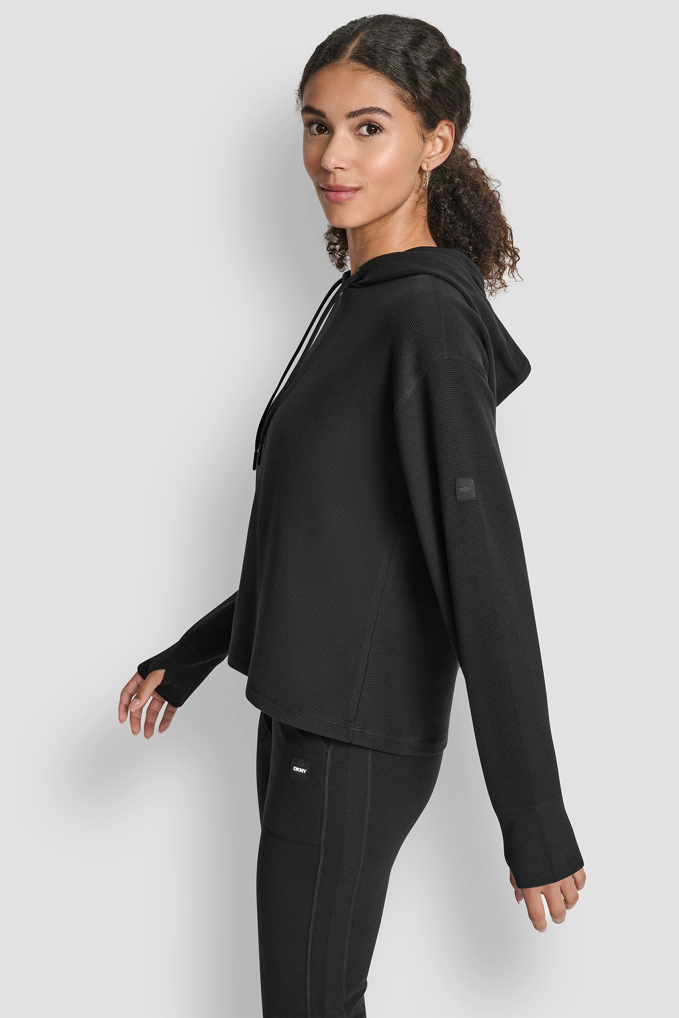 TRANSCEND THERMAL V-INSET HOODIE VIEW 3 | DKNY Promo