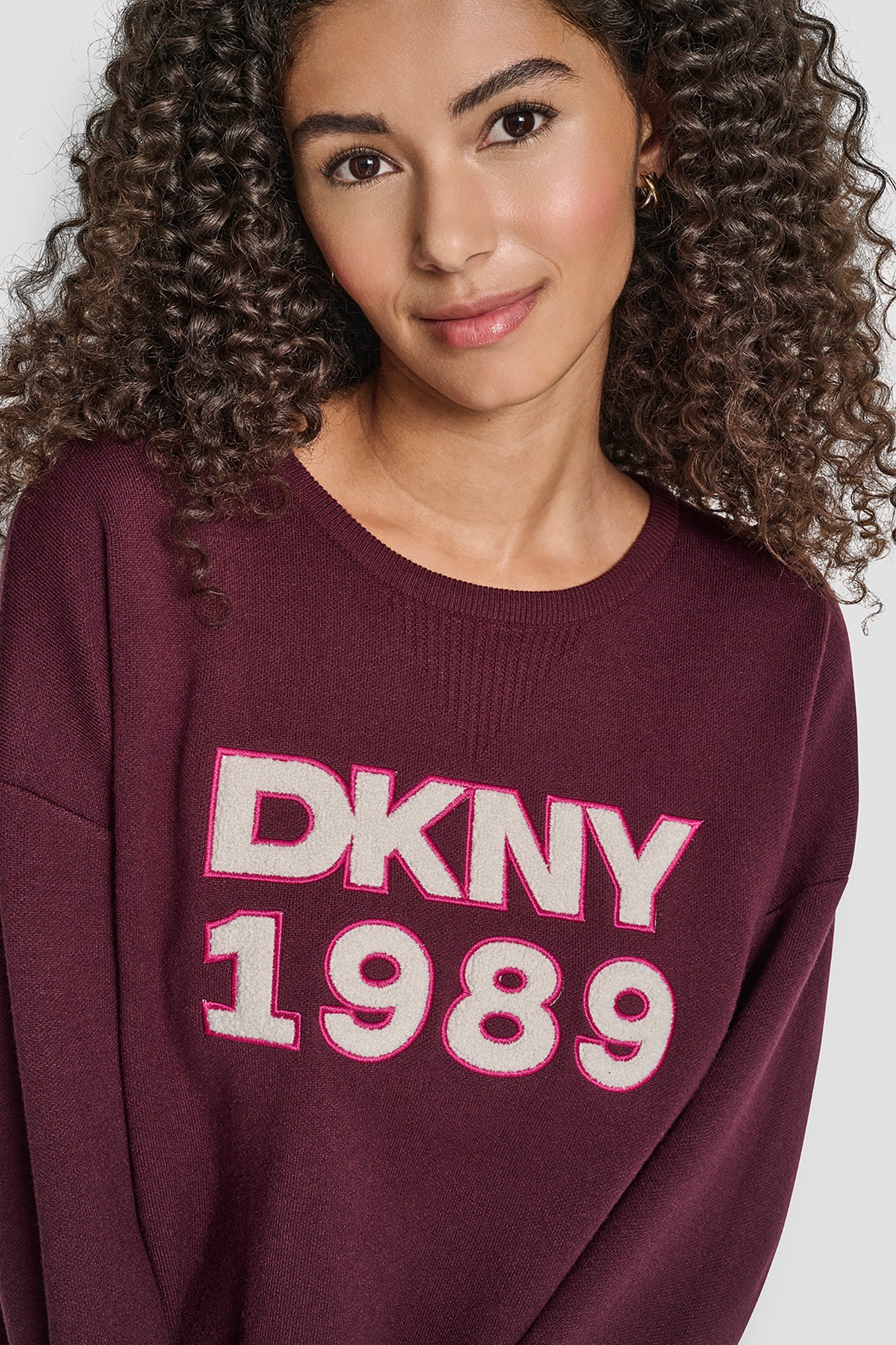 V-INSET CREW NECK SWEATER WITH TEXTURED LOGO VIEW 4 | DKNY Promo