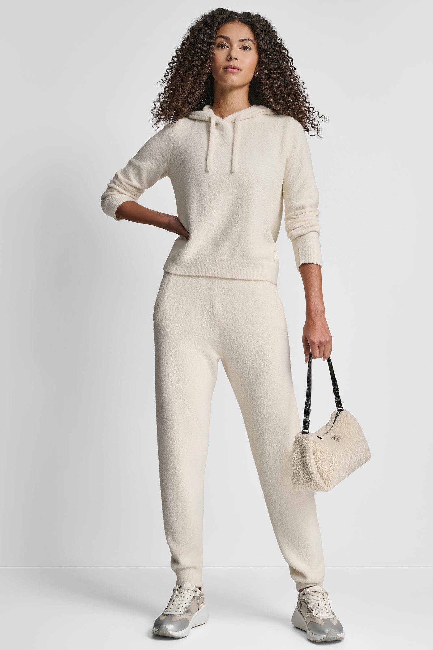 FEATHER YARN JOGGER WITH POCKETS AND TONAL LOGO VIEW 6 | DKNY Sport