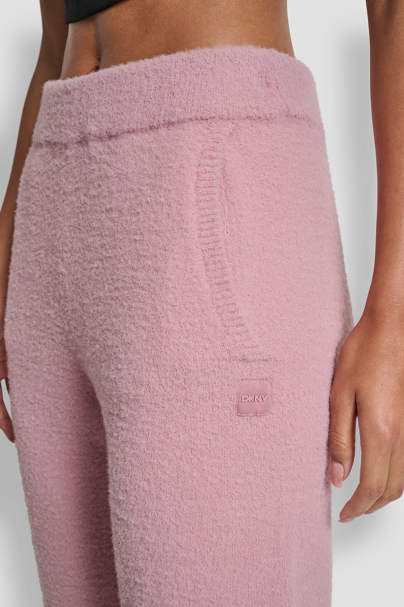 FEATHER YARN JOGGER WITH POCKETS AND TONAL LOGO VIEW 4 | DKNY Promo