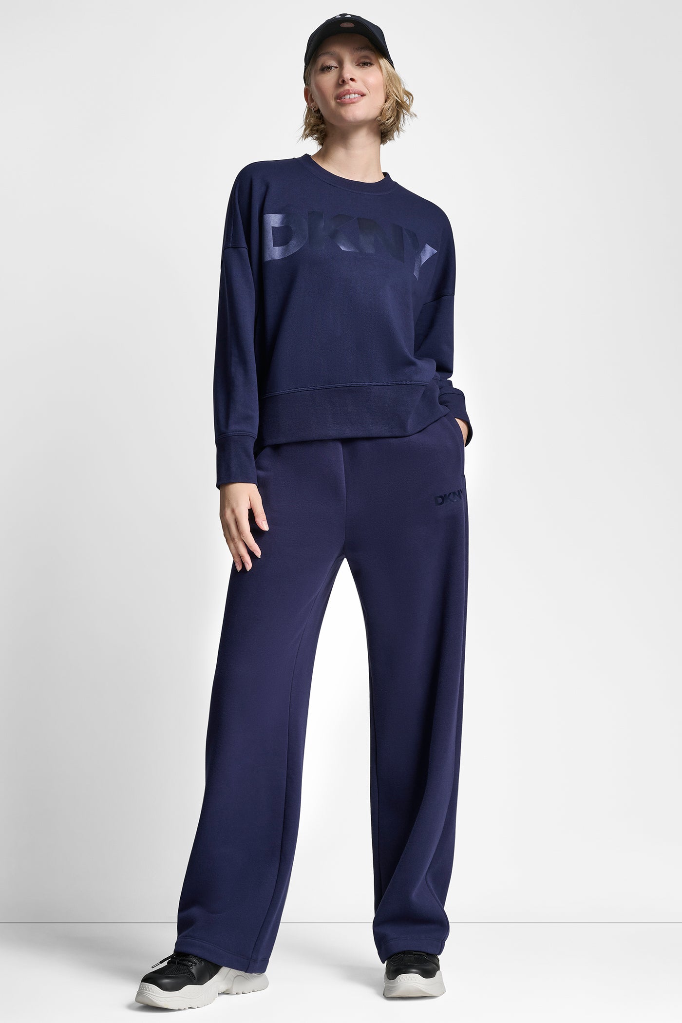 OVERSIZED SATIN TERRY CREW NECK VIEW 5 | Sport Essentials