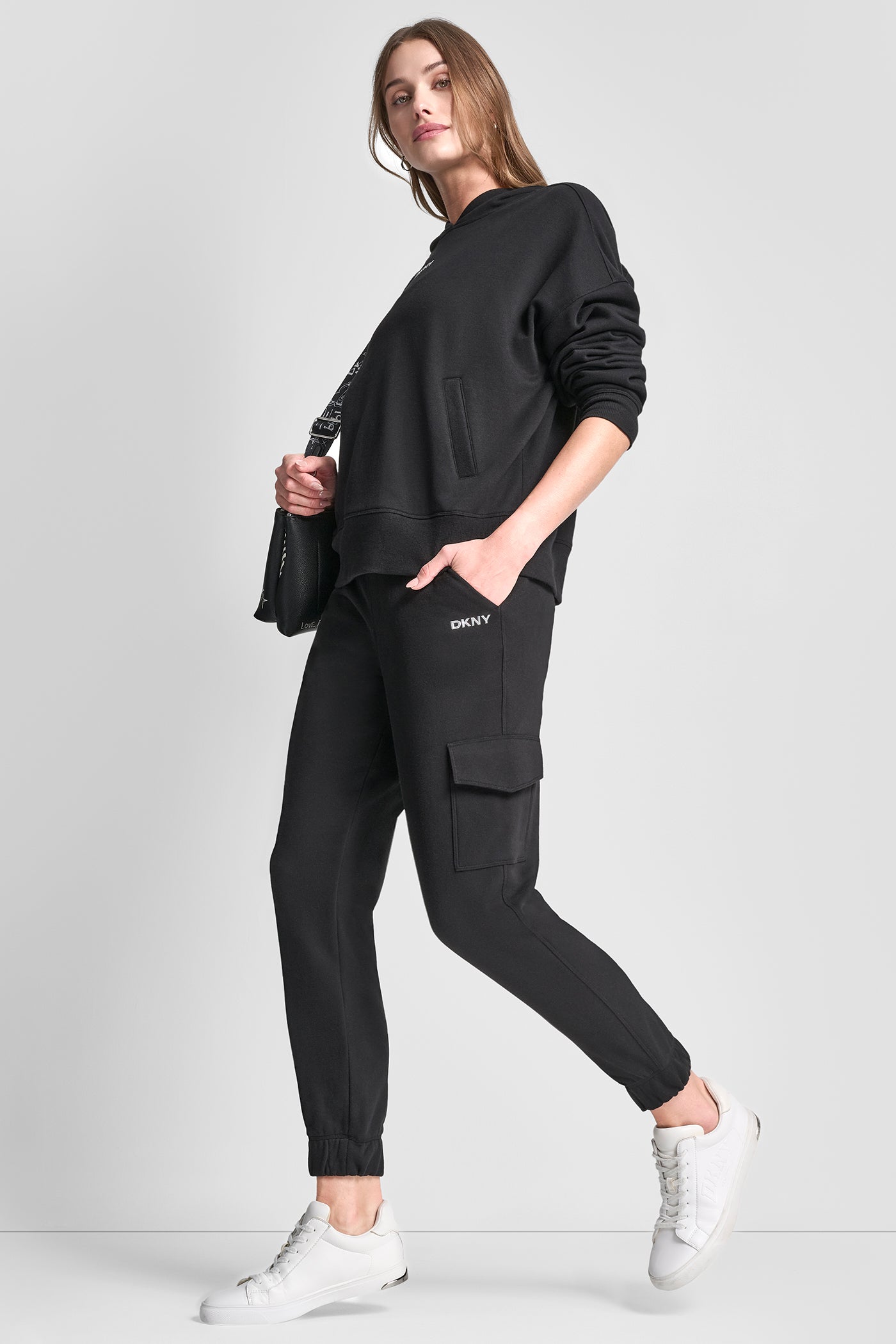 METALLIC BUBBLE LOGO SLIM FIT FLEECE CARGO JOGGER VIEW 7 | New clothing