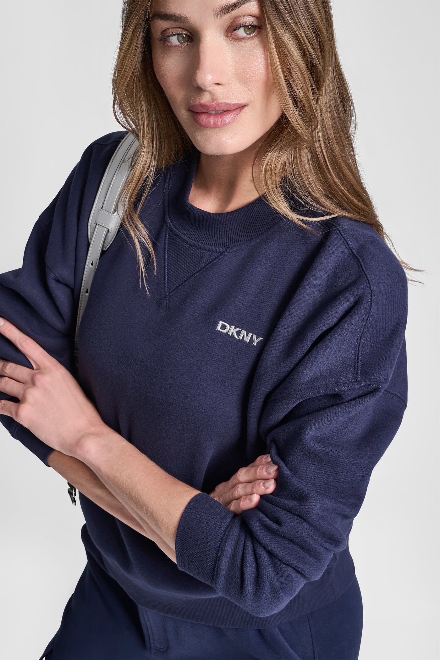 METALLIC BUBBLE LOGO FLEECE PULLOVER VIEW 4 | Sport Essentials