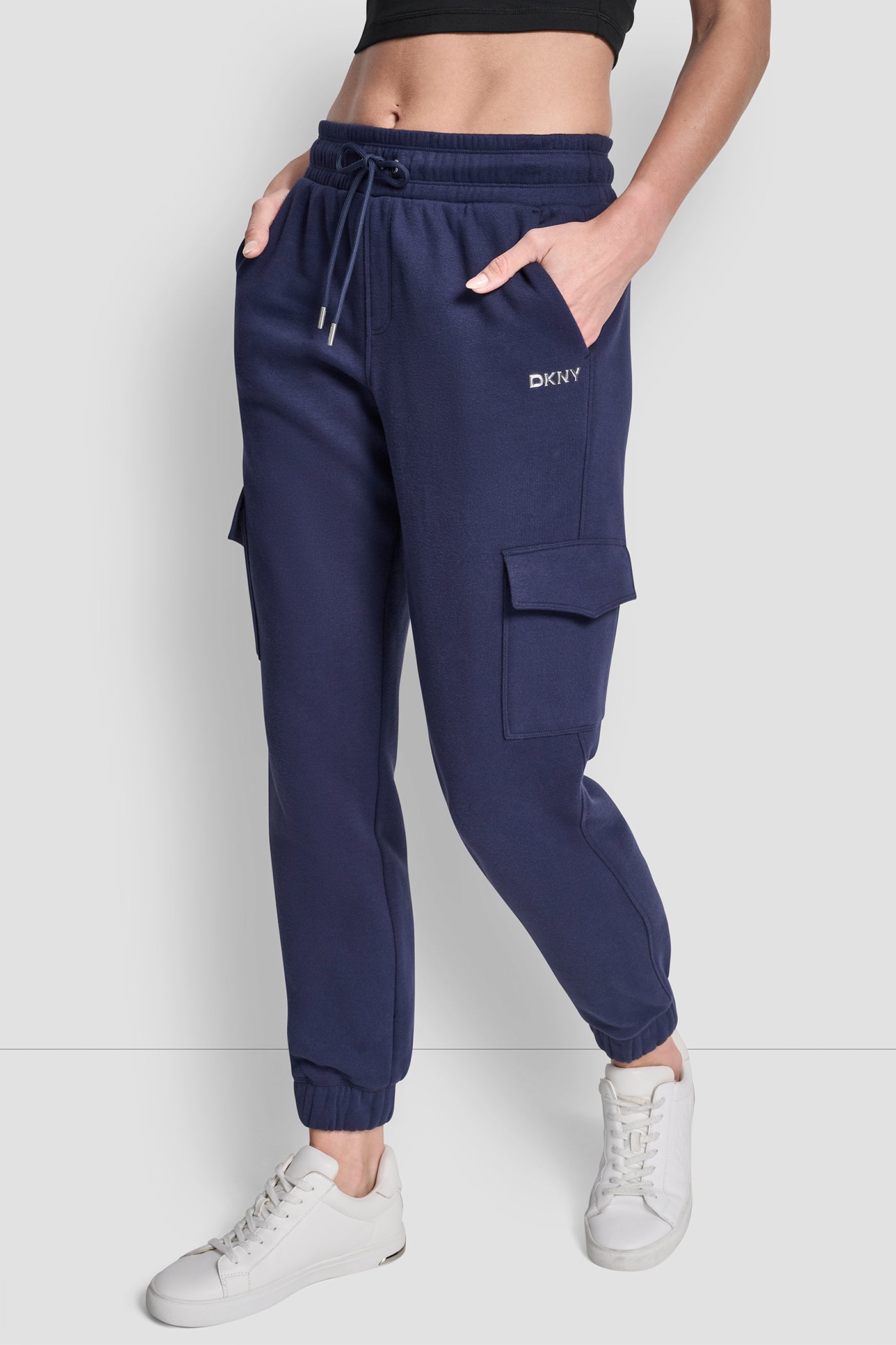 METALLIC BUBBLE LOGO CARGO JOGGER VIEW 3 | New clothing