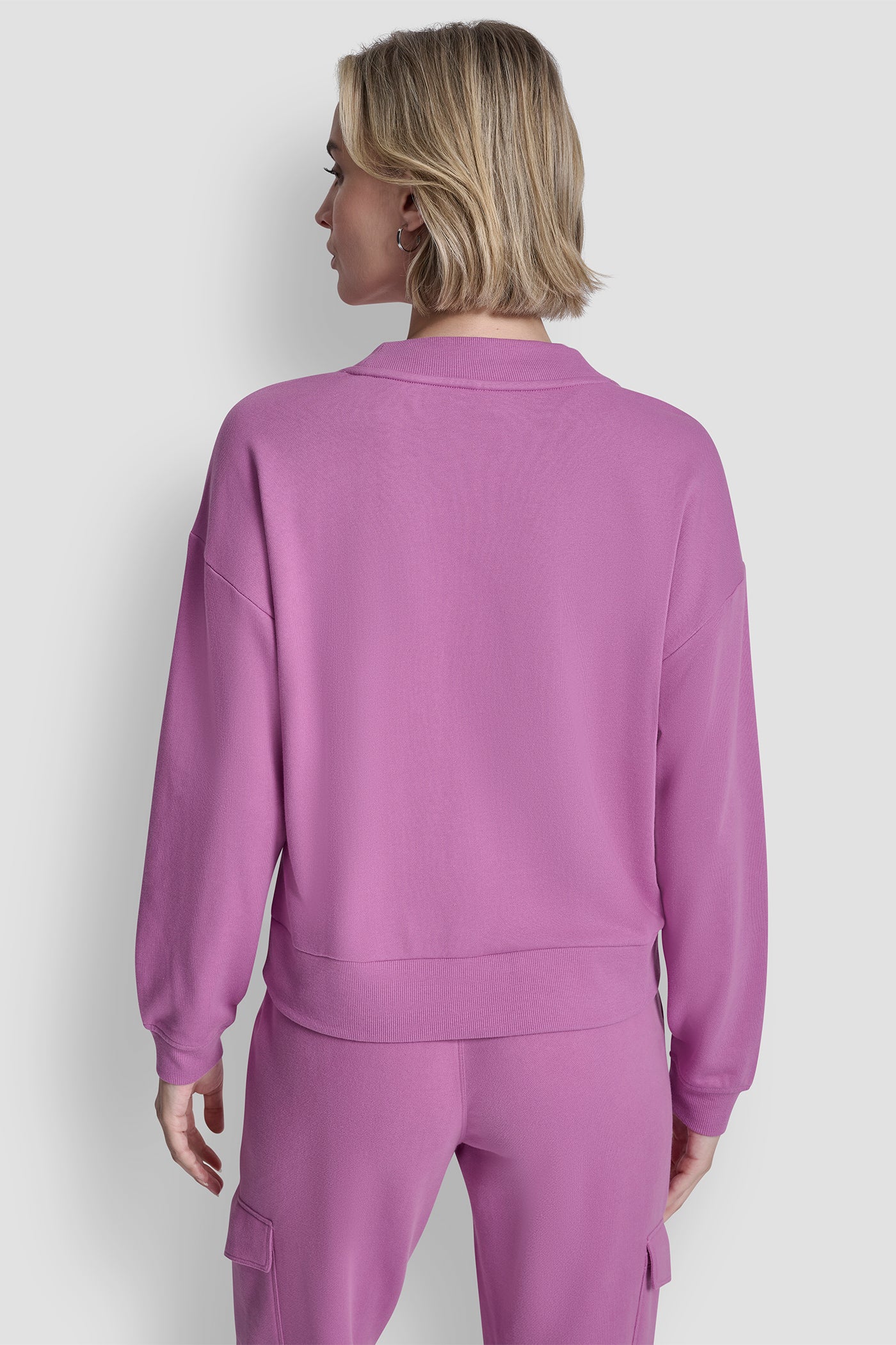 Dusty Orchid METALLIC BUBBLE LOGO V-NECK PULLOVER, BACK VIEW | SALE
