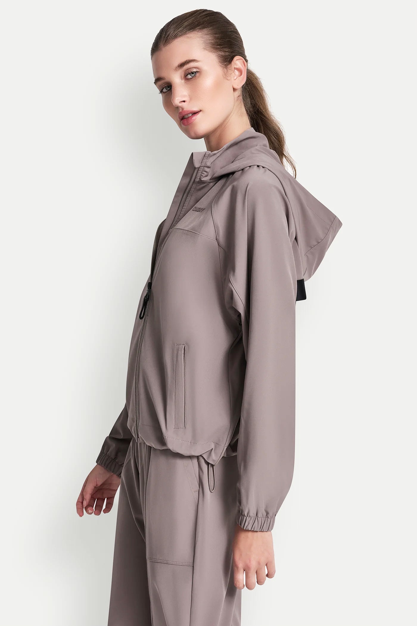 LOGO HOODED SHORT JACKET VIEW 4 | SALE