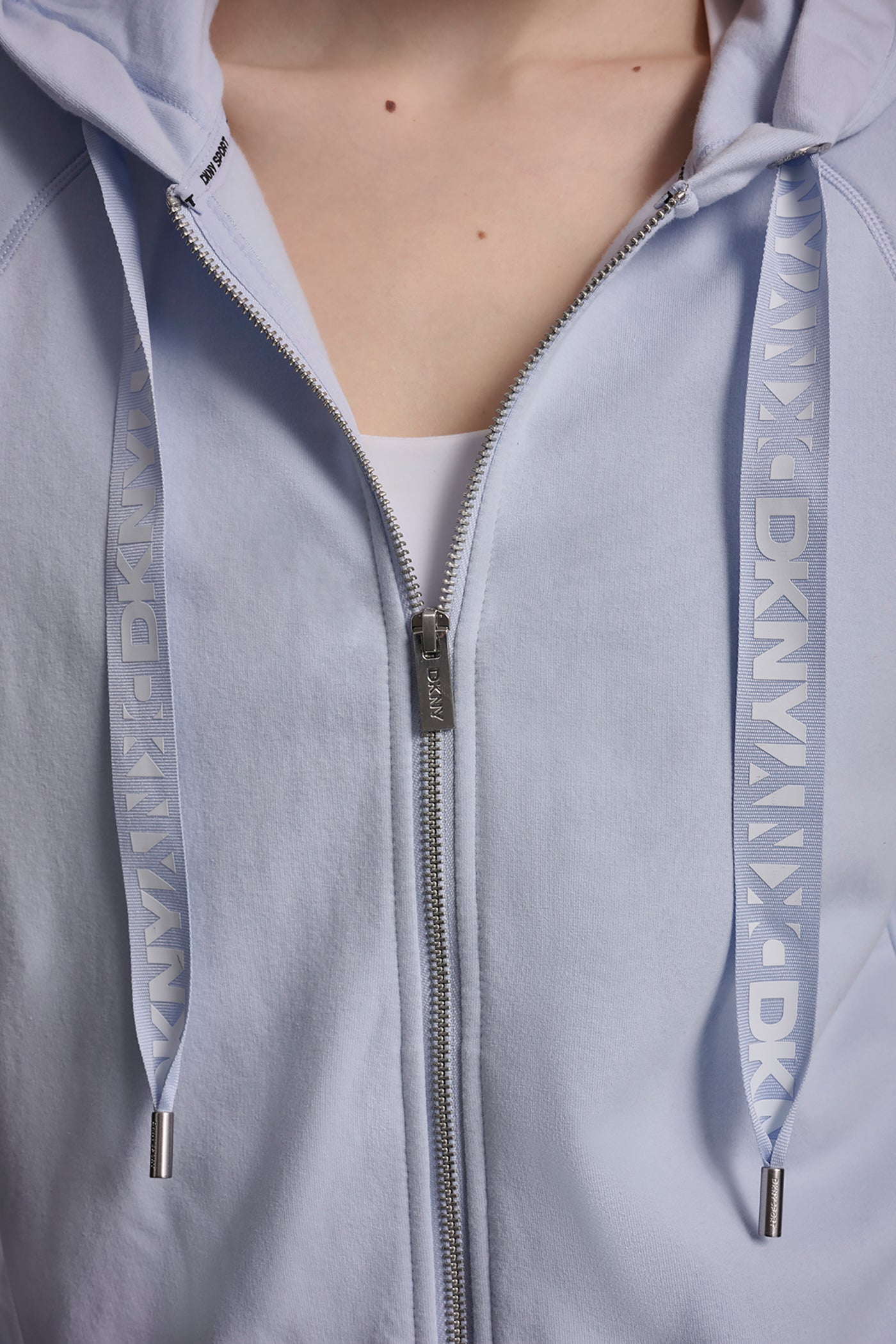 TWO-TONE LOGO DRAWSTRING HOODIE VIEW 6 | Gifts Under $100