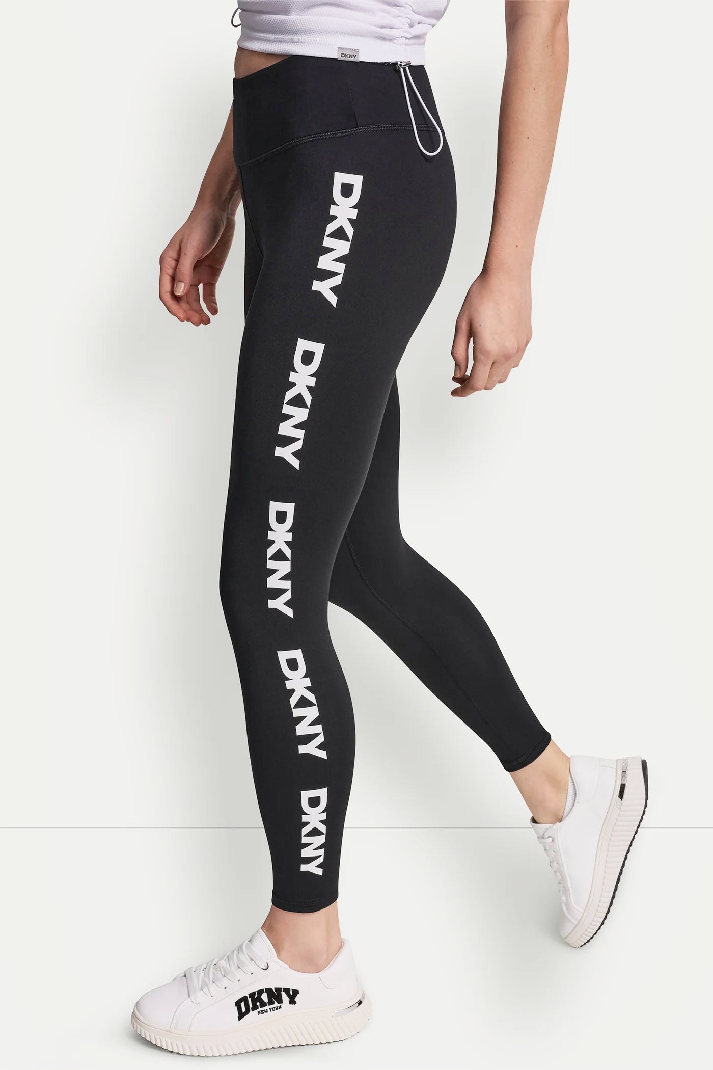 HIGH-RISE LOGO TRIM 7/8-LENGTH LEGGING VIEW 4 | Spring 2026