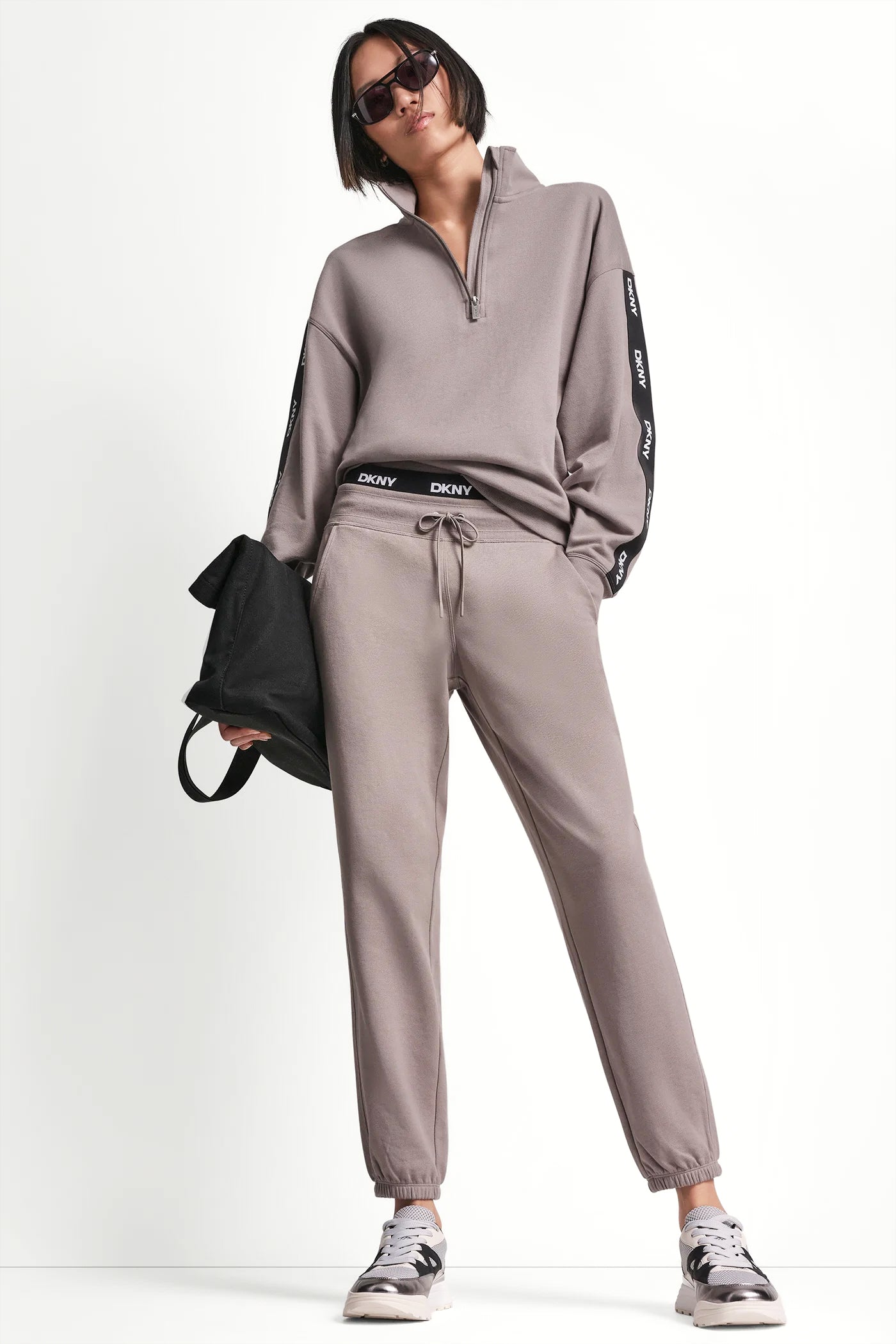 HIGH-RISE LOGO WAIST SLIM JOGGER VIEW 7 | MUST-HAVES