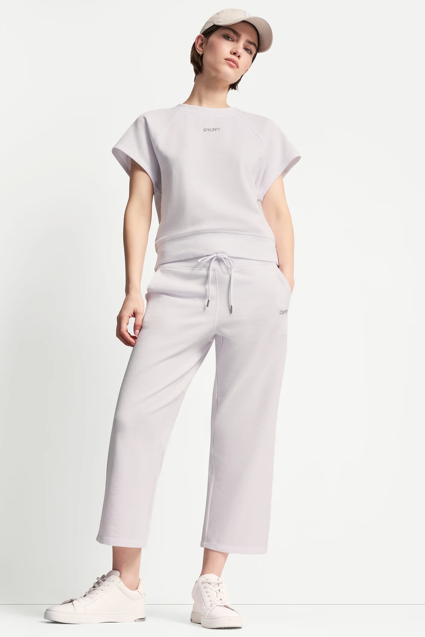 White METALLIC BUBBLE LOGO SHORT SLEEVE PULLOVER, VIEW 2 | MUST-HAVES