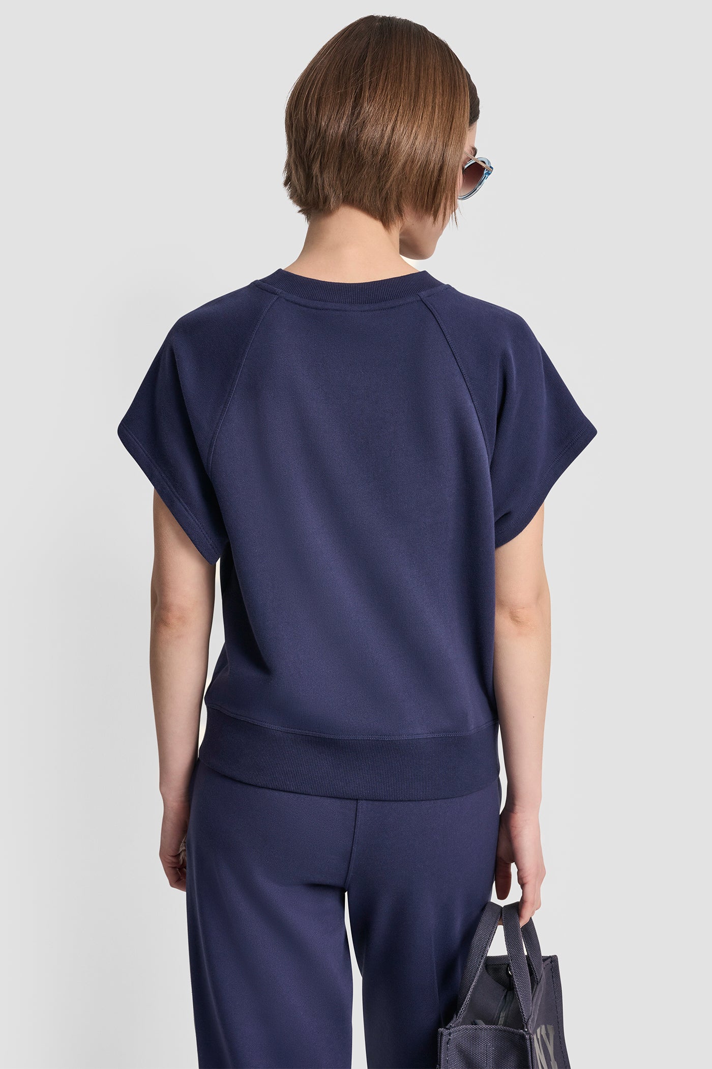 METALLIC BUBBLE LOGO SHORT SLEEVE PULLOVER VIEW 3 | DKNY Sport